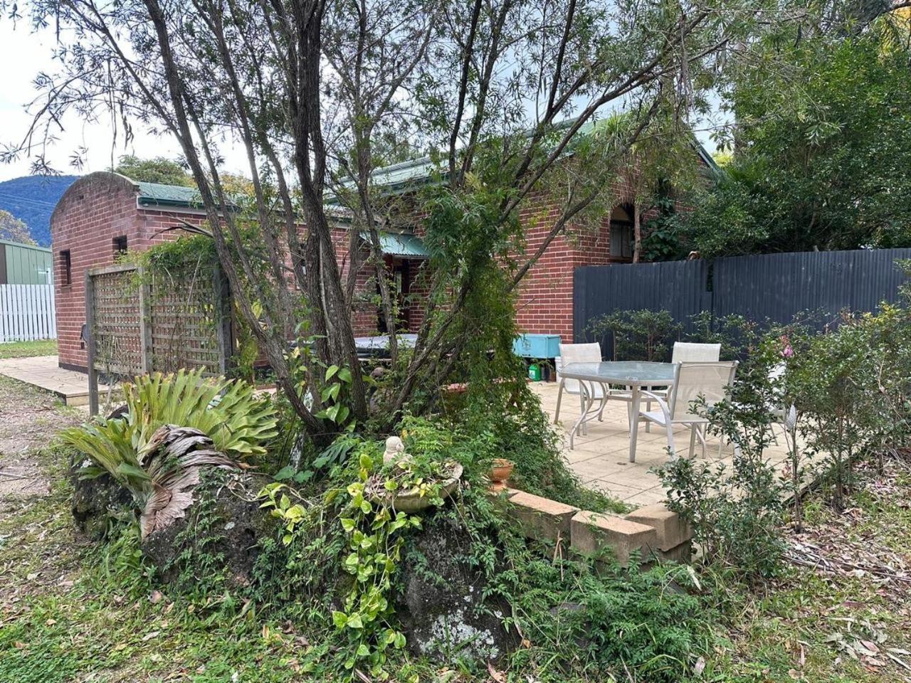 Four-Bedroom House photo 2