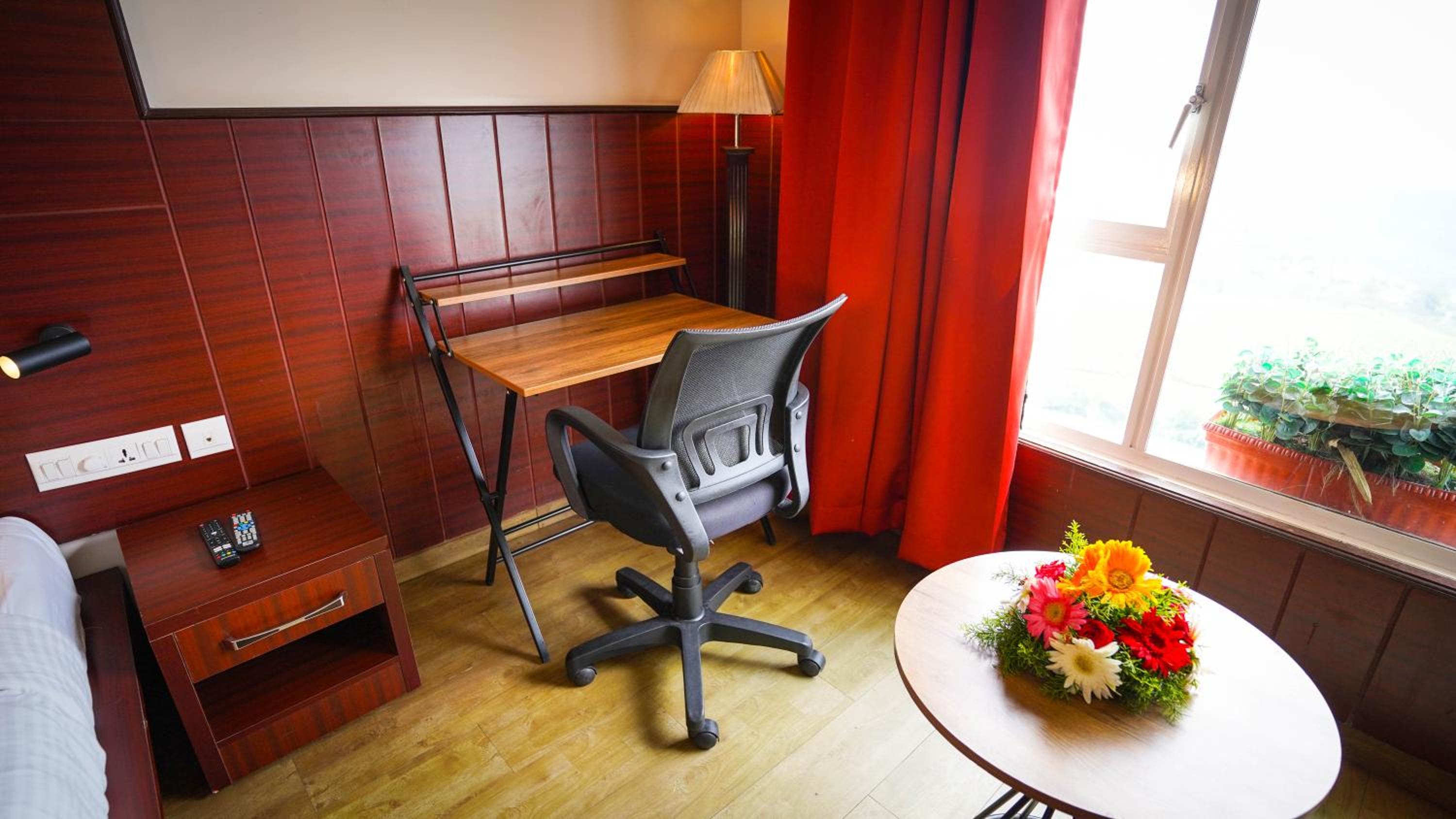 Superior King Room photo 2
