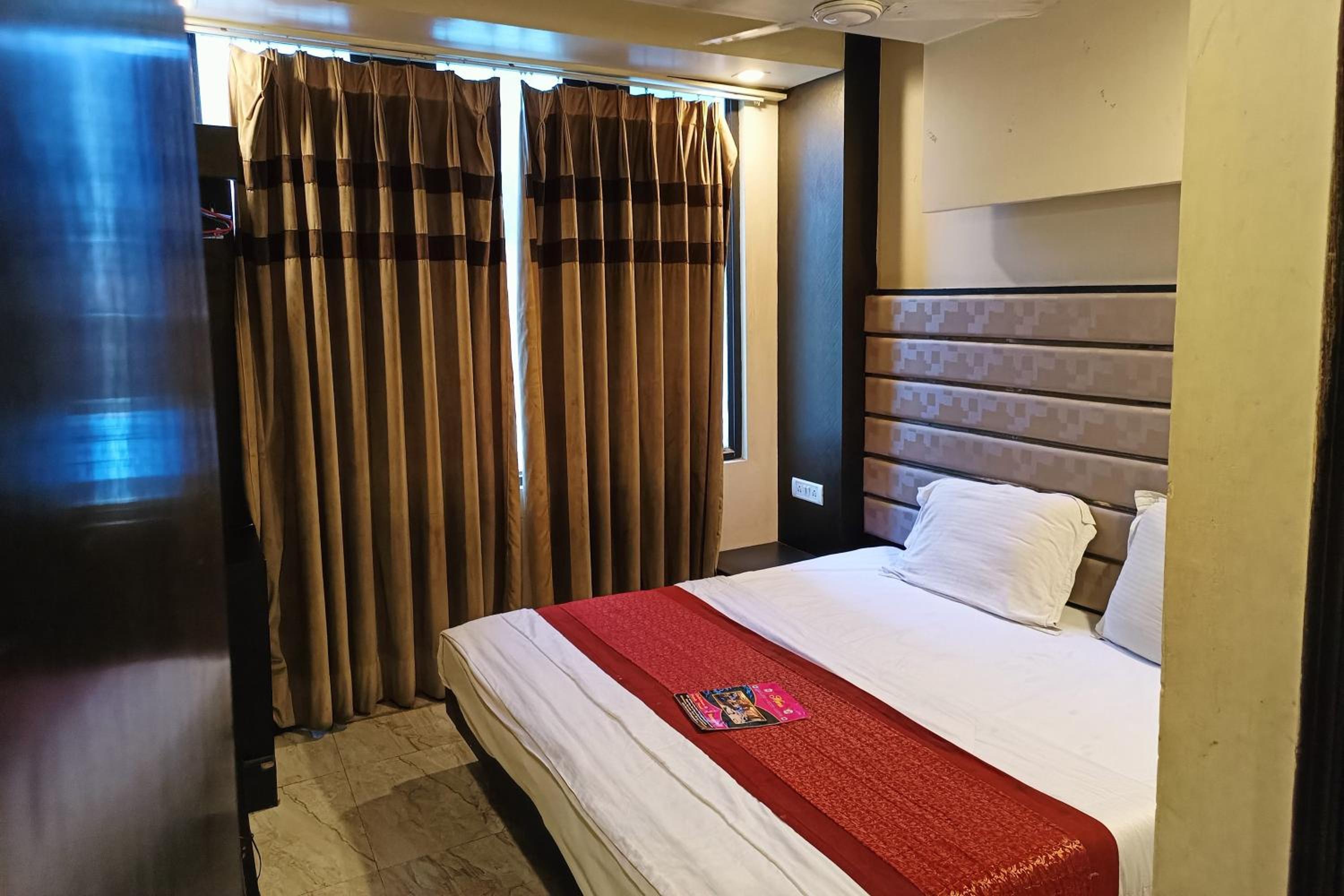 Deluxe Double Room - Photo 3