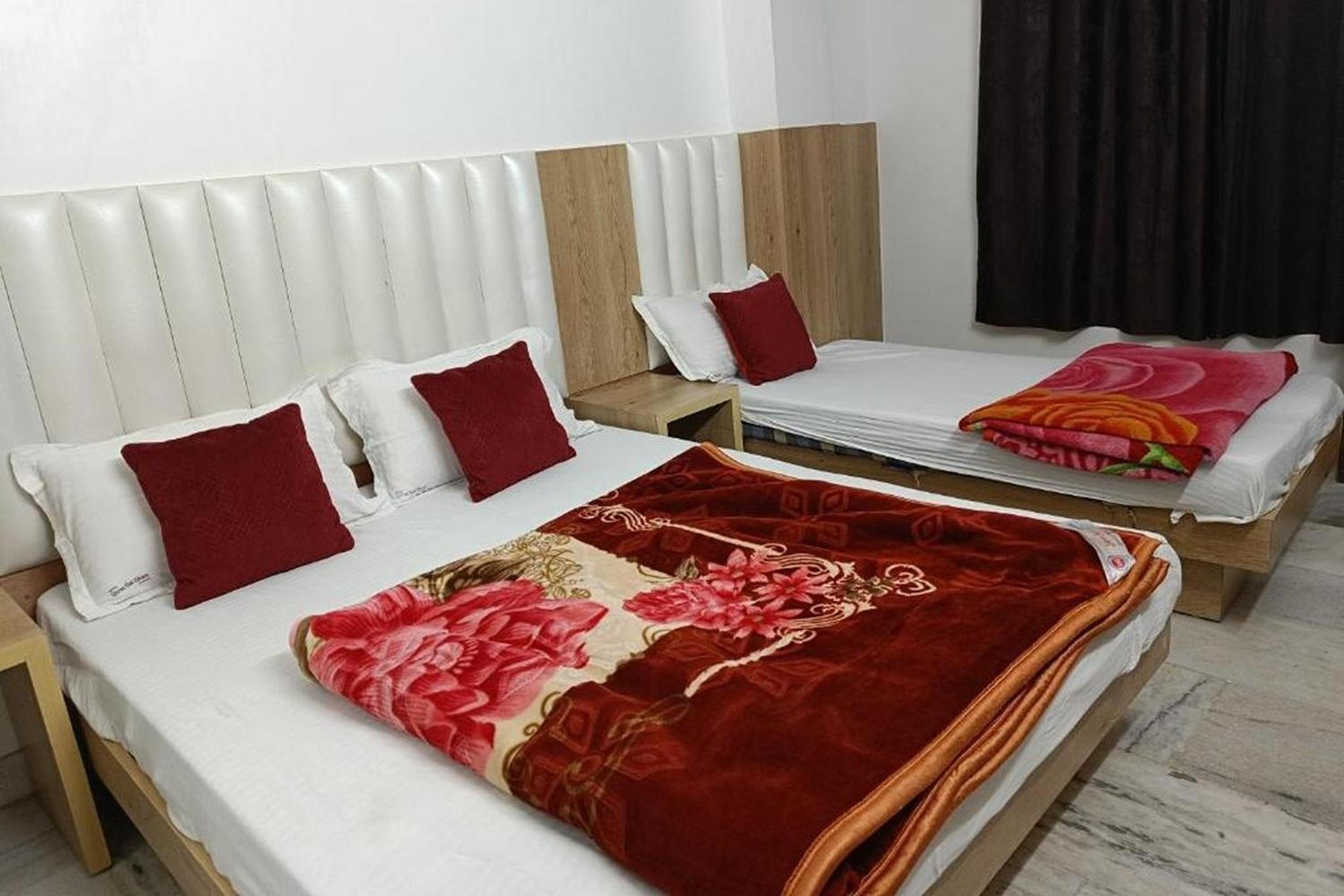 Budget Triple Room - Photo 16