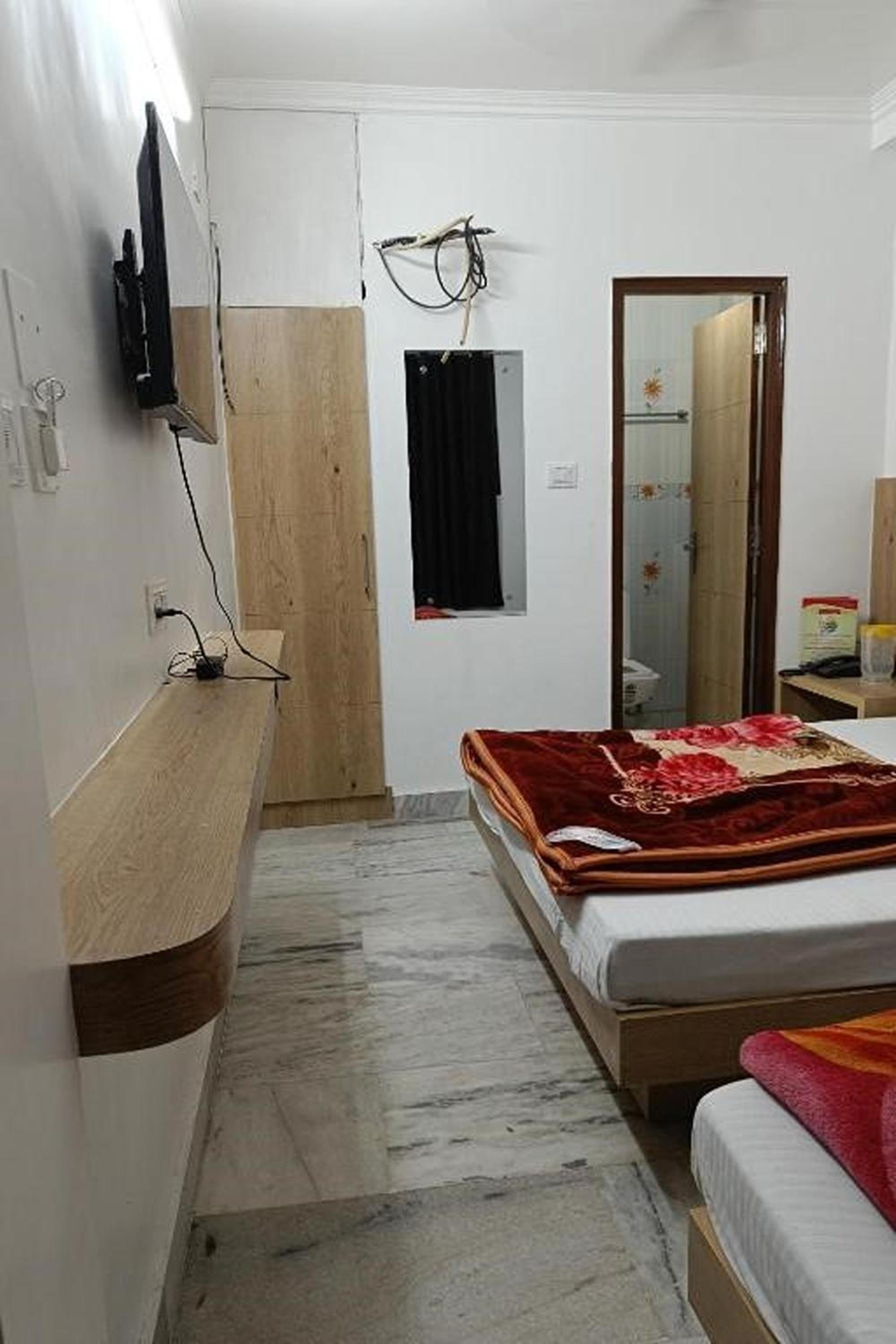 Budget Triple Room - Photo 8