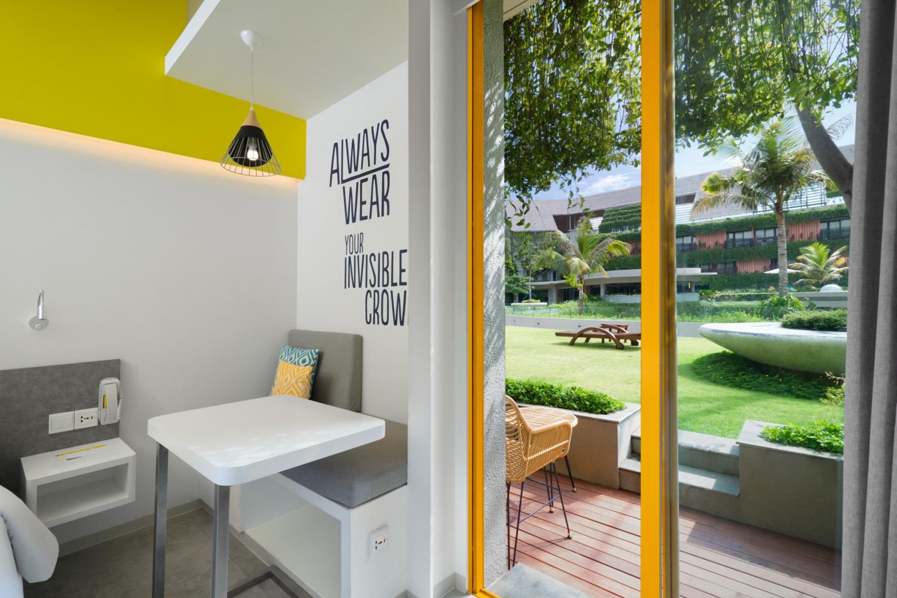 YELLO Room Garden Access