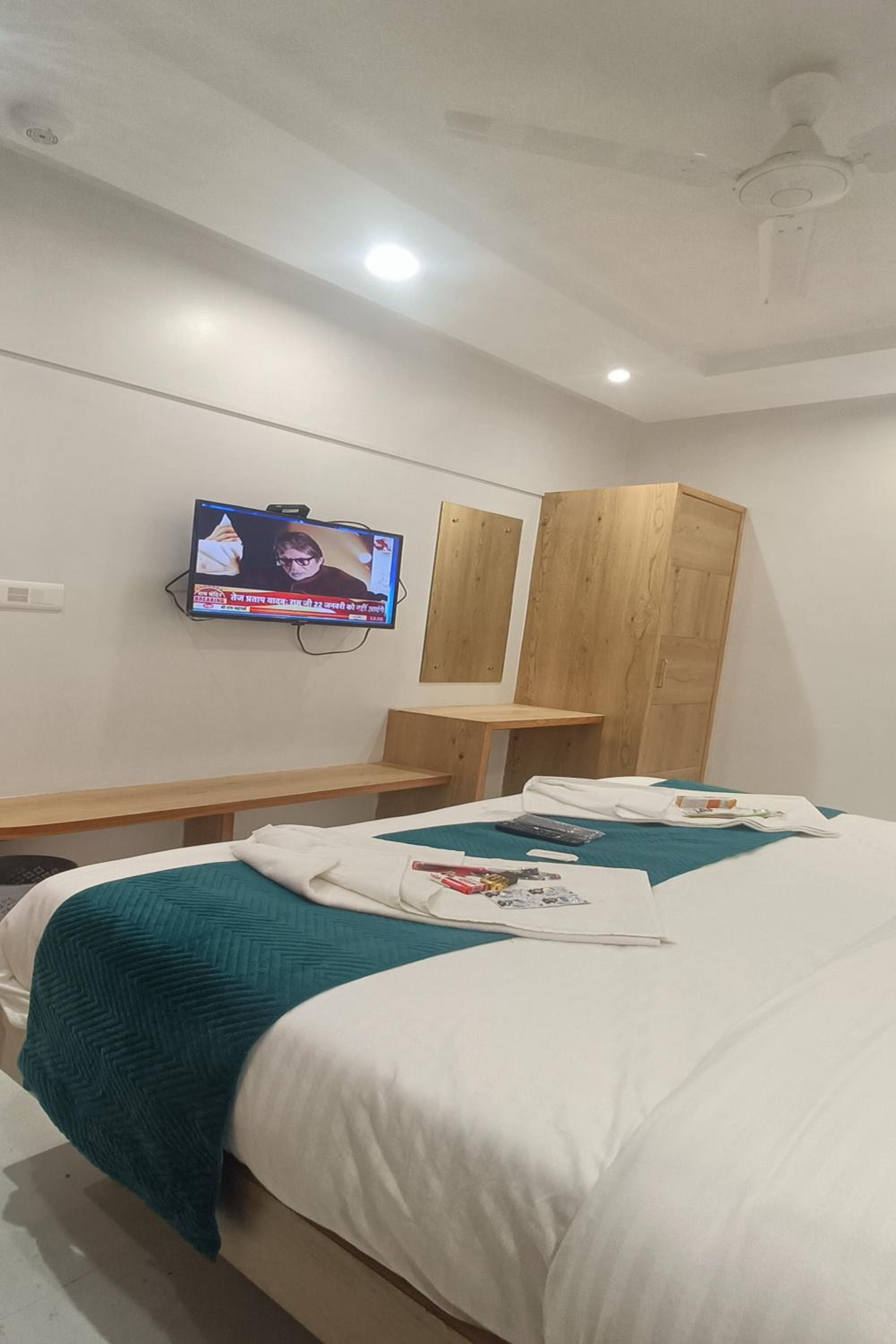 Superior Double Room - Photo 10