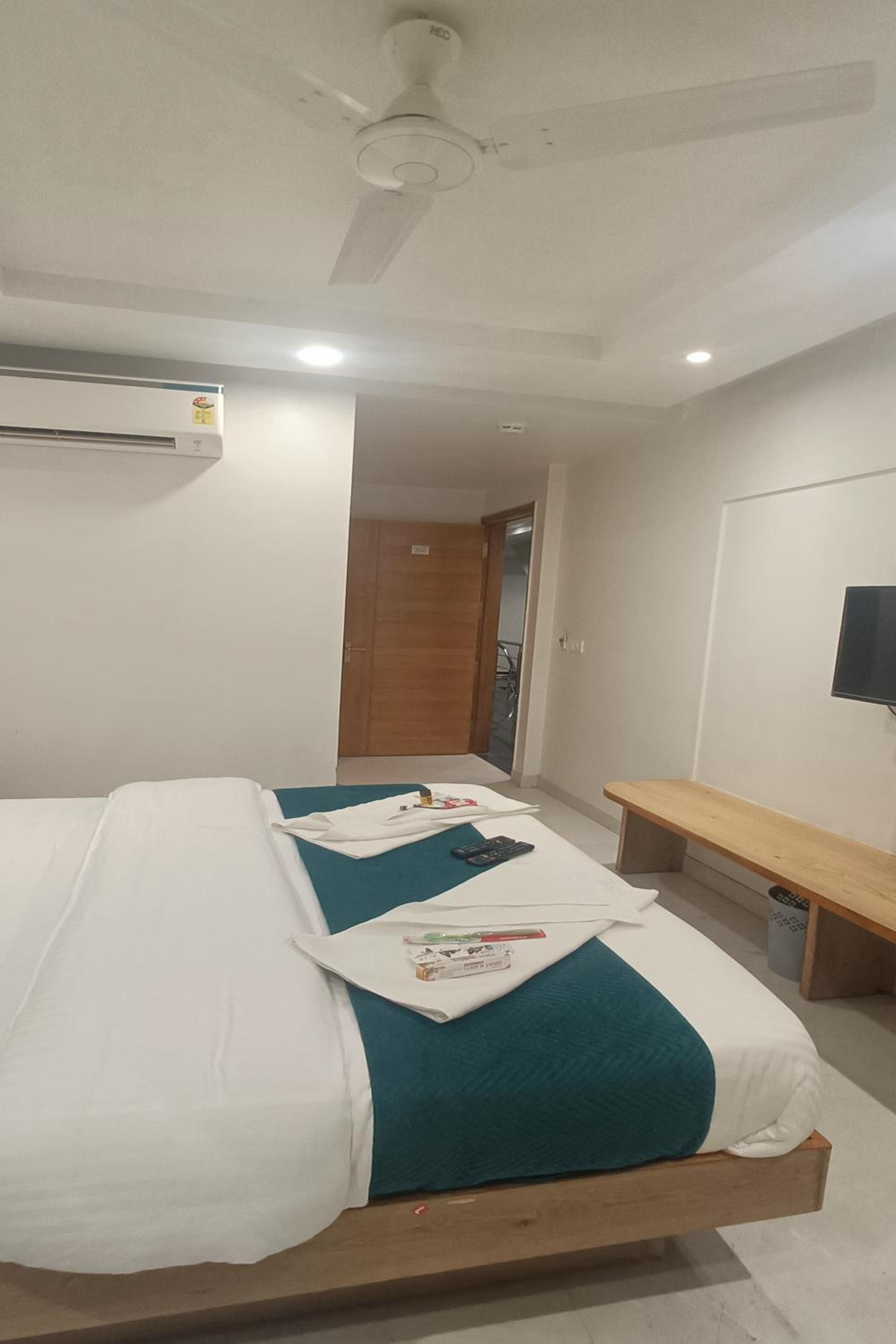 Superior Double Room - Photo 7
