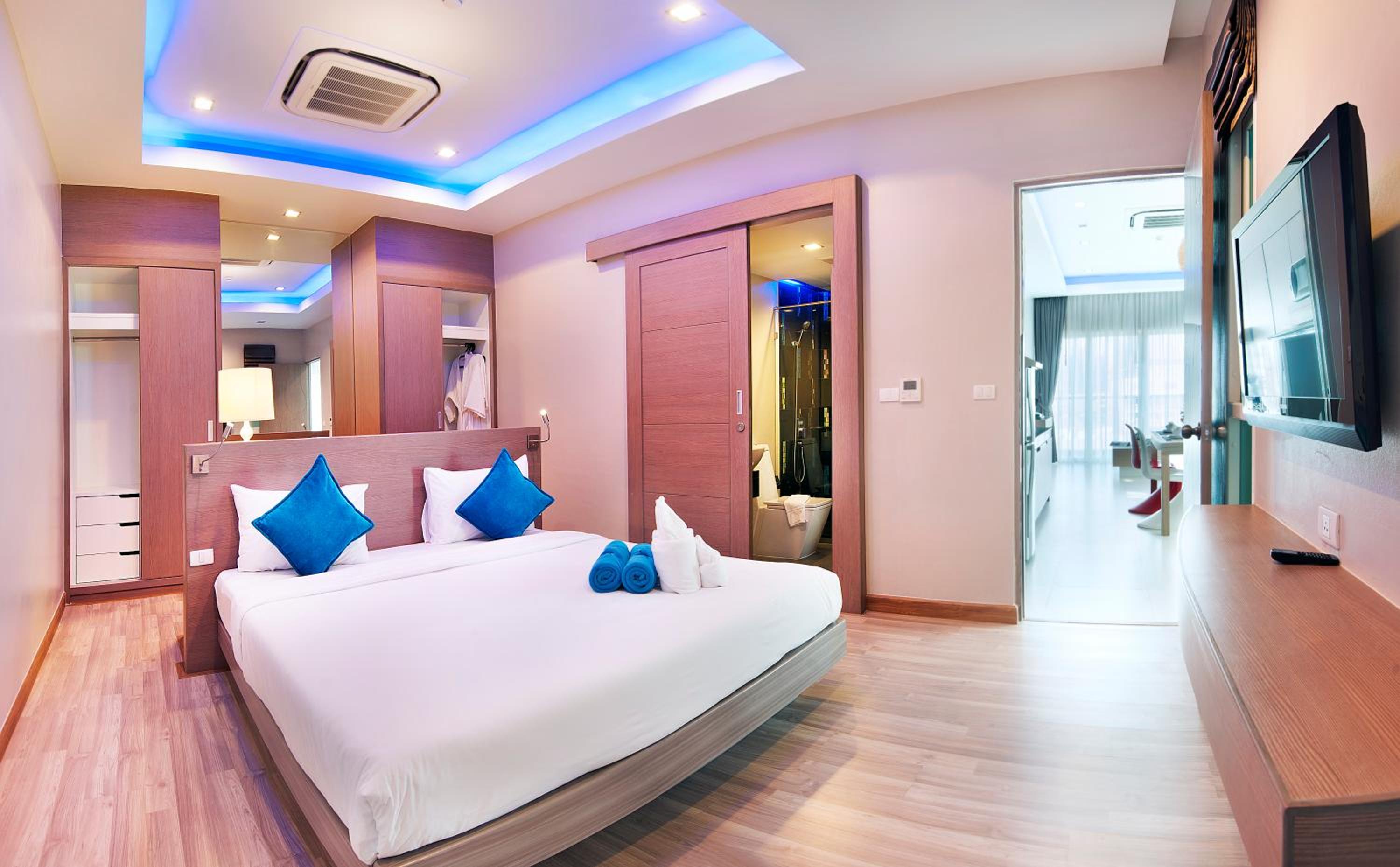 Grand Penthouse photo 2