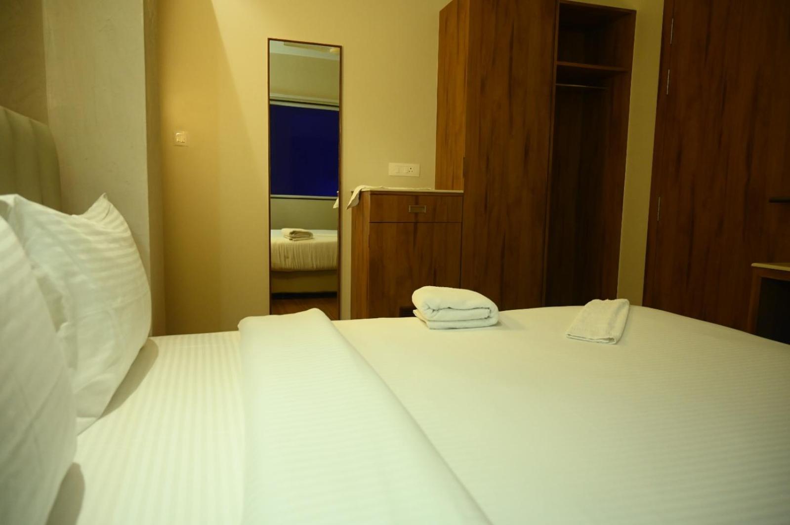 Standard Double Room photo 3