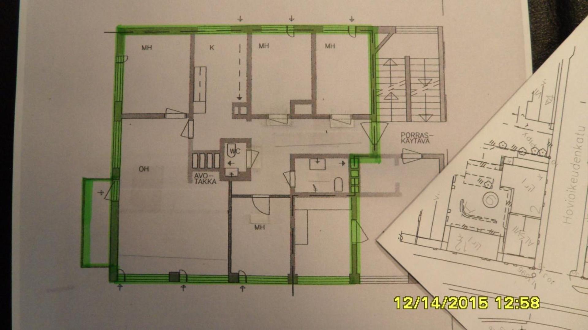 Four-Bedroom Apartment with Balcony  - Photo 46
