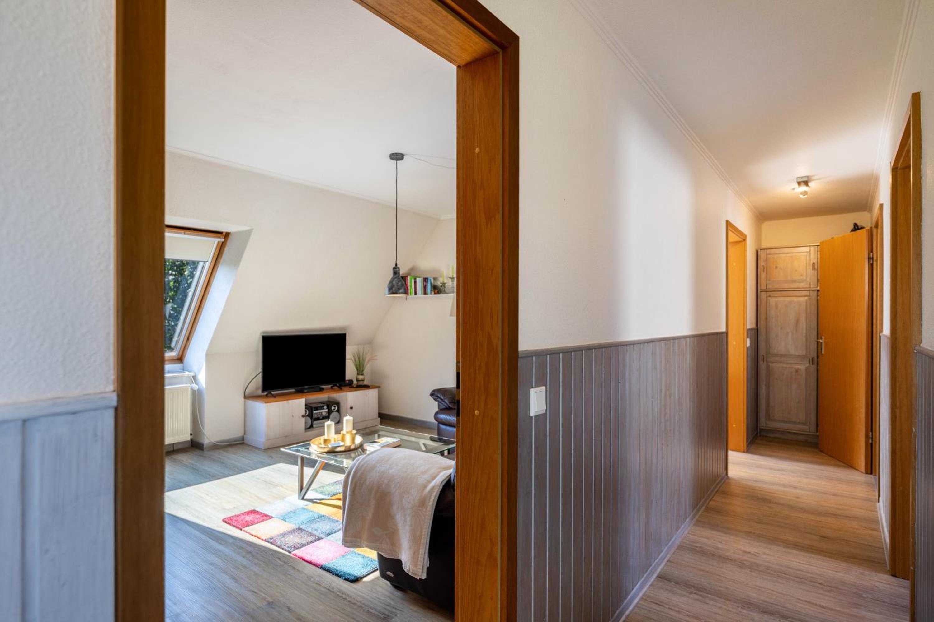 Two-Bedroom Deluxe Apartment with Garden View photo 2