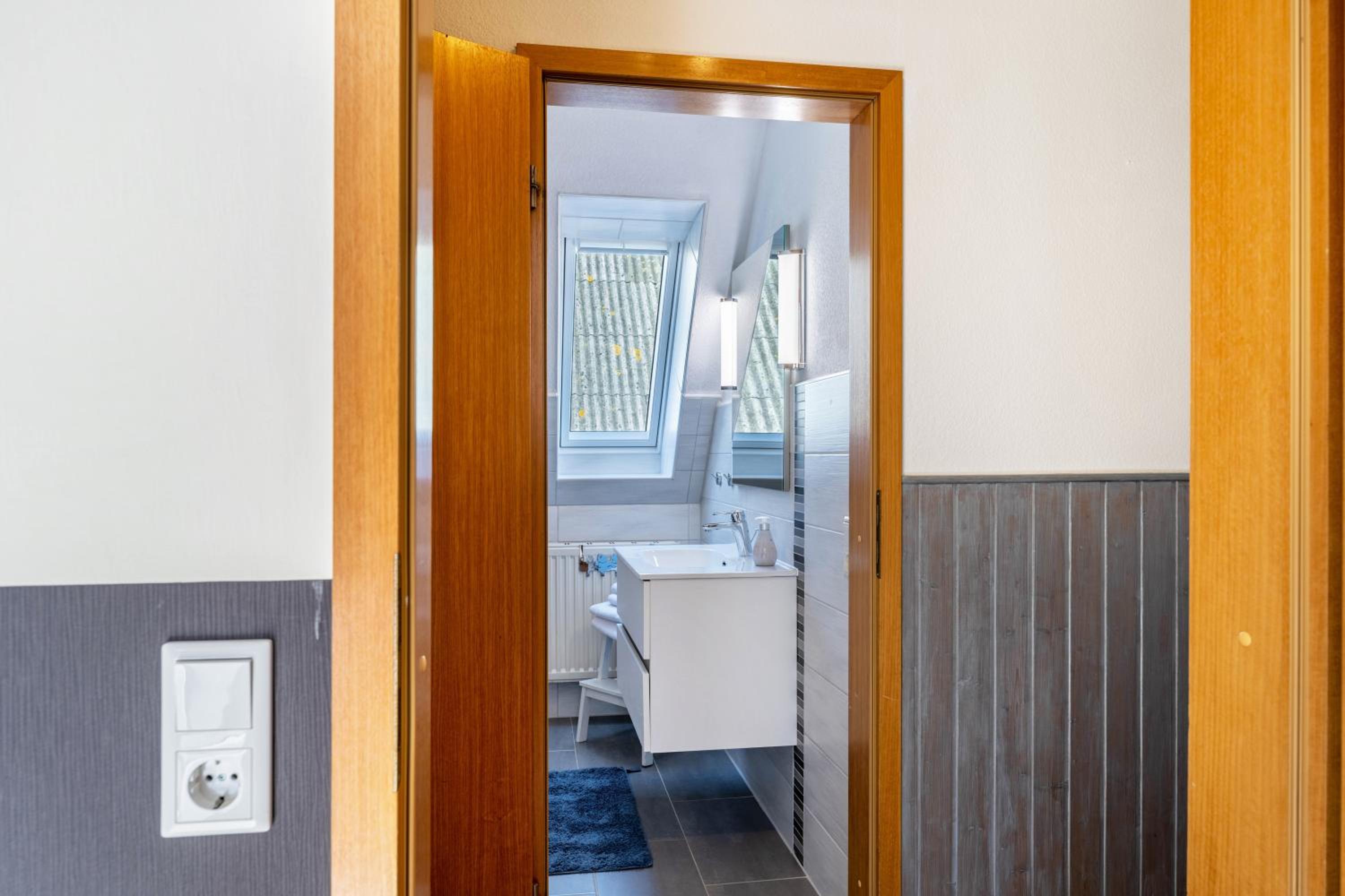 Two-Bedroom Deluxe Apartment with Garden View photo 3