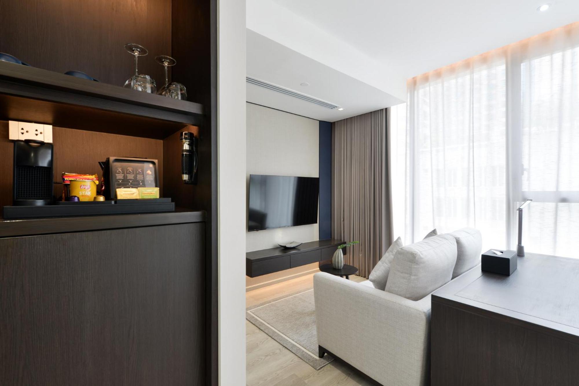 Deluxe Double Room with Bath photo 3