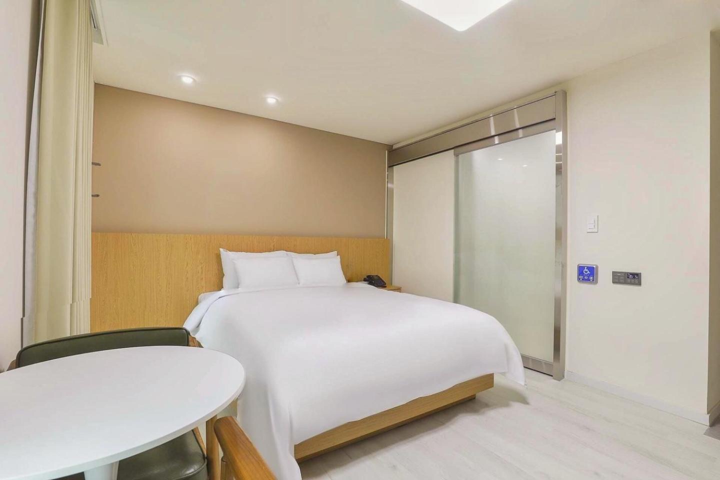 Deluxe Double Room - Photo 4
