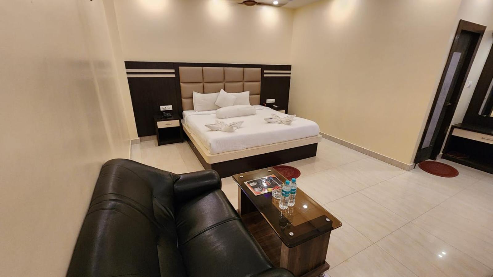 Standard Double Room photo 3