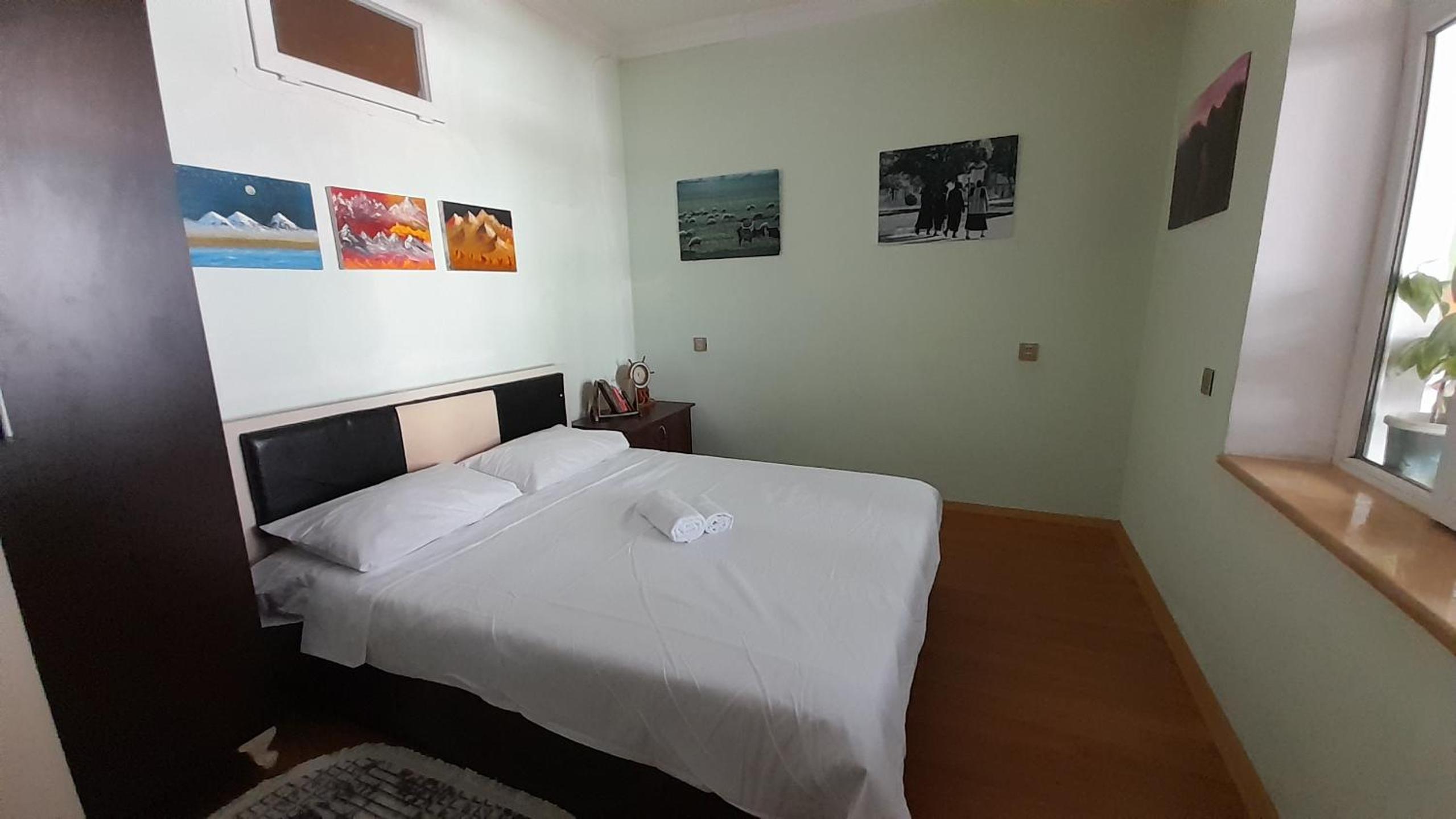 Apartment photo 1