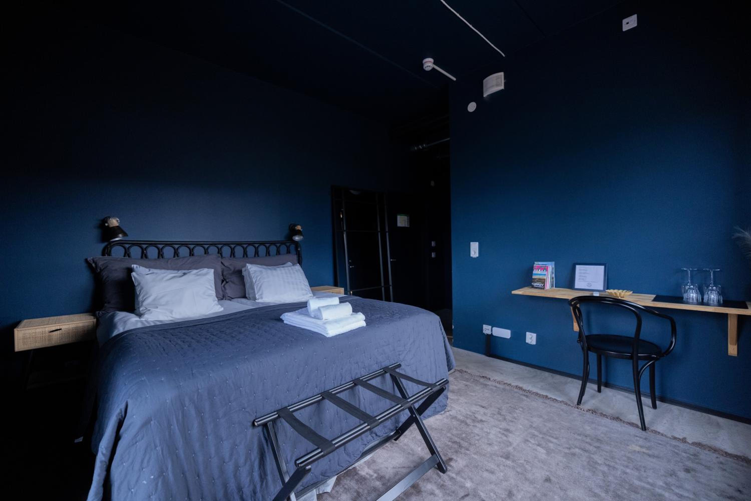 Double Room - Photo 2