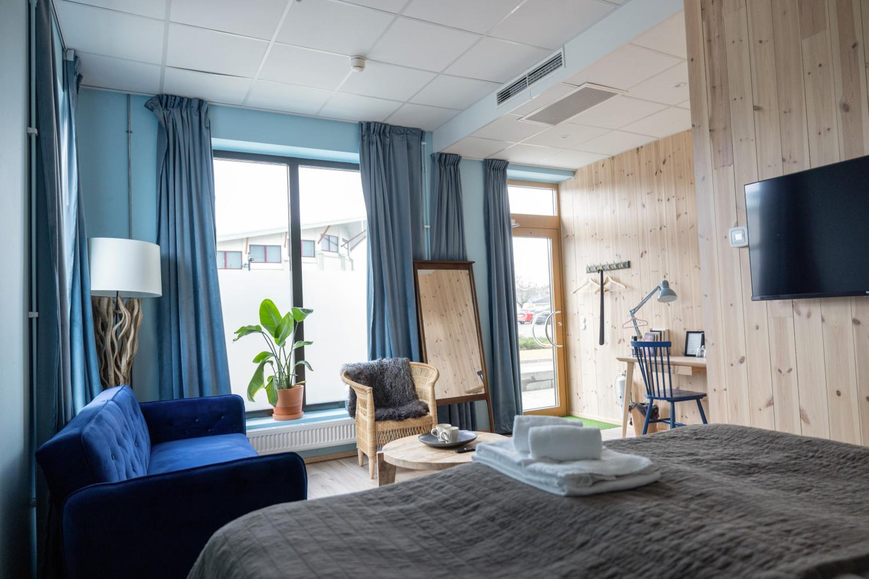 Double Room - Photo 7