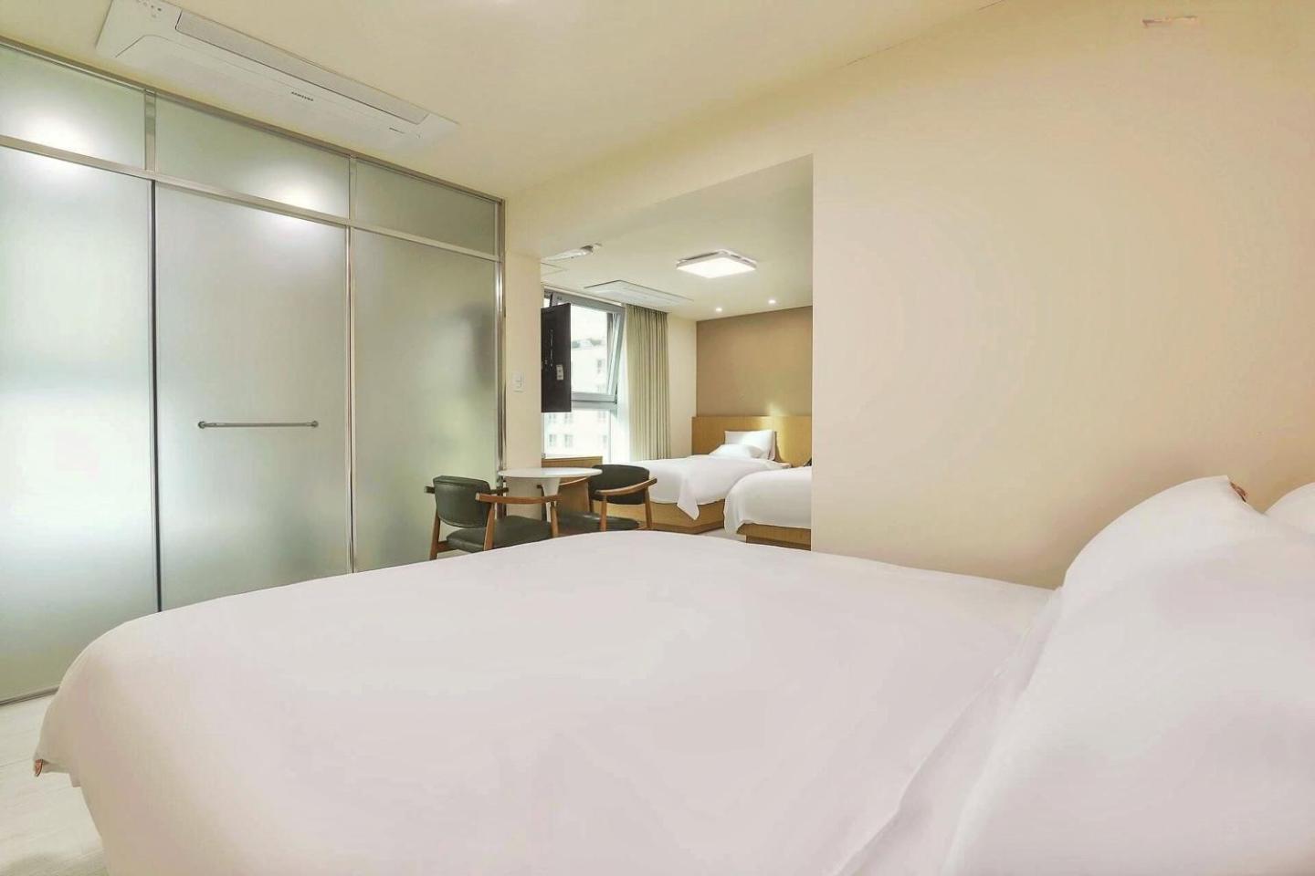 Family Suite - Photo 2