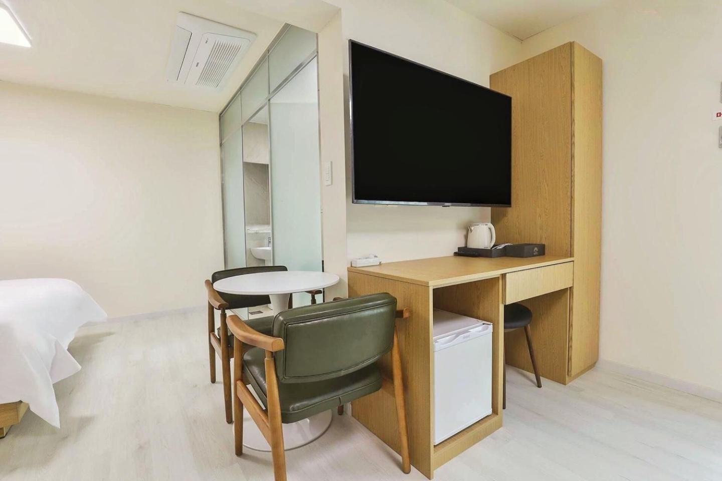 Family Suite - Photo 5