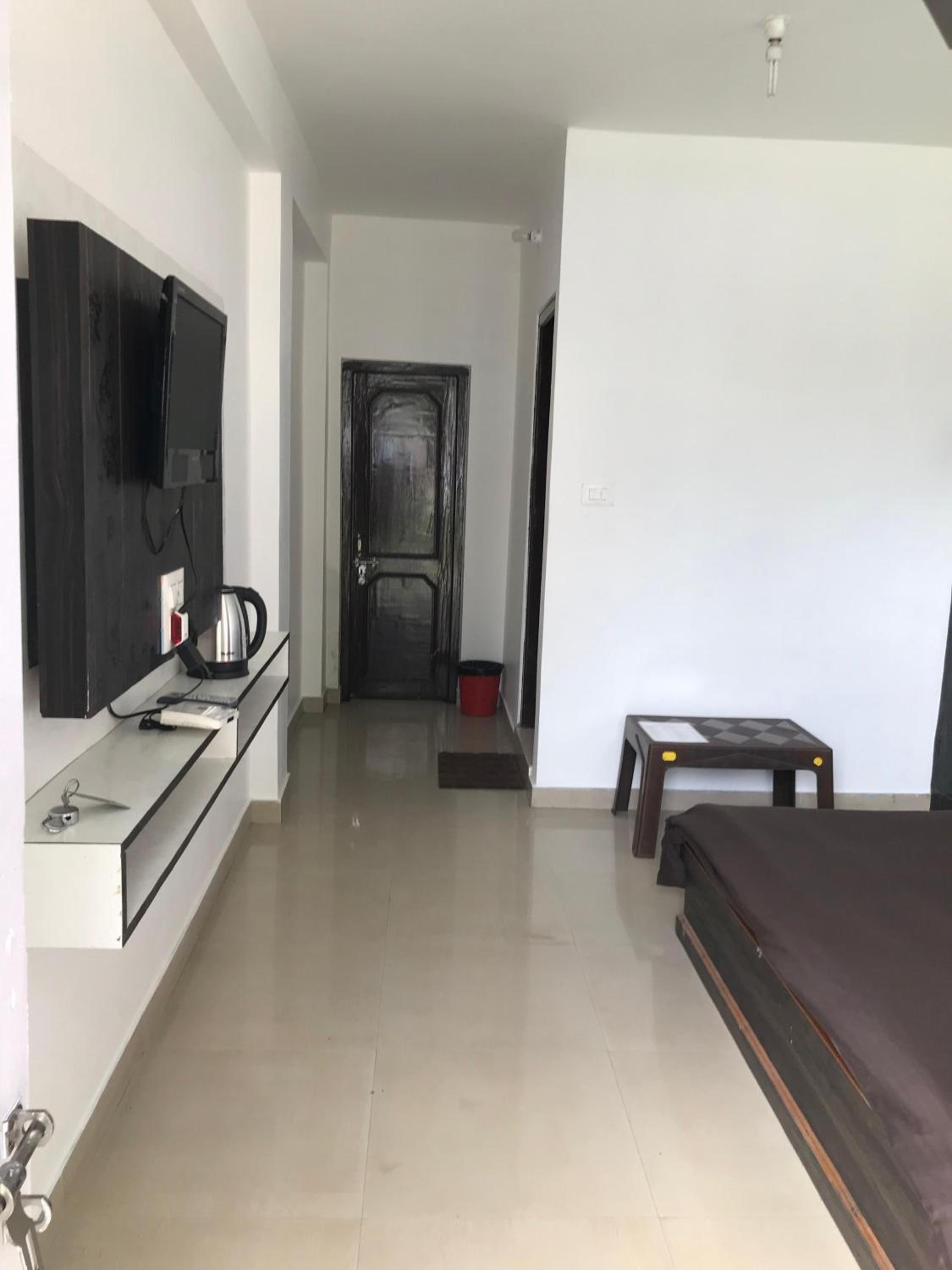Double Room With Balcony photo 3