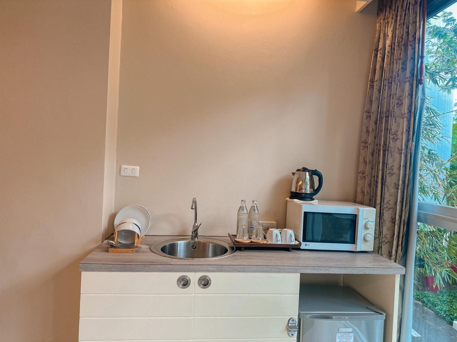 Deluxe Double or Twin Room - Photo 4
