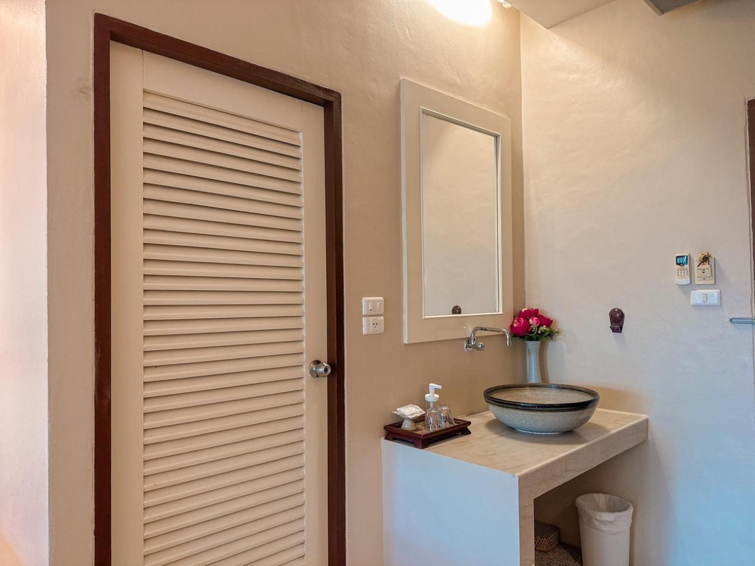 Deluxe Double or Twin Room - Photo 2