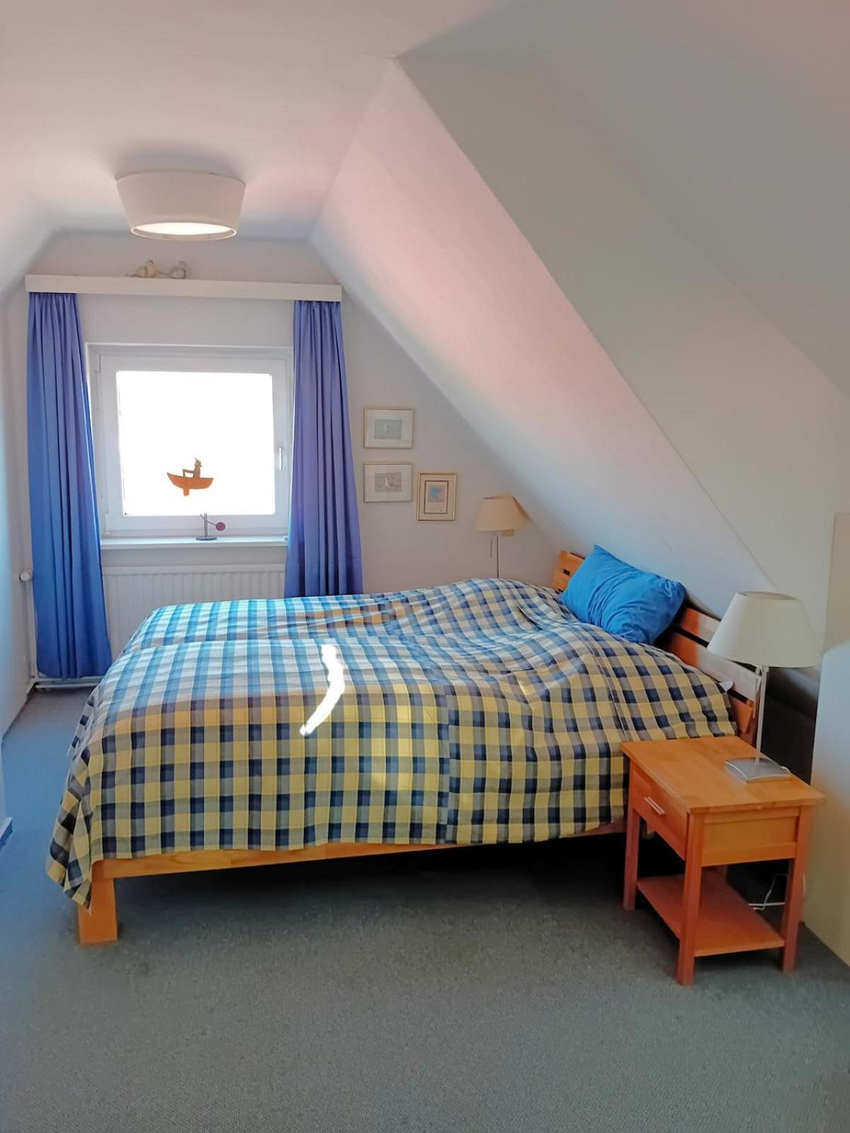 Three-Bedroom Apartment with Sea View photo 2