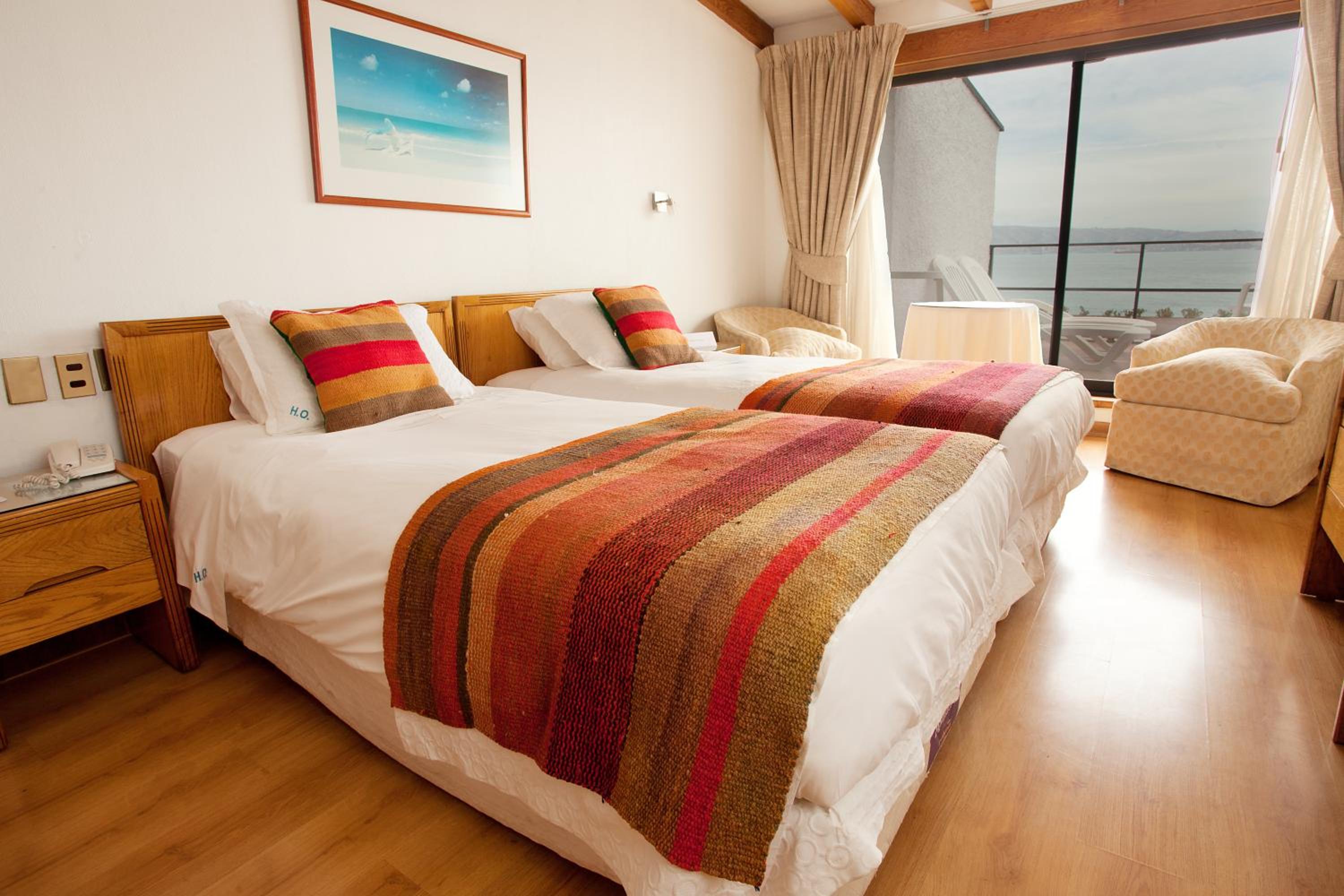 Junior Suite with Balcony photo 1