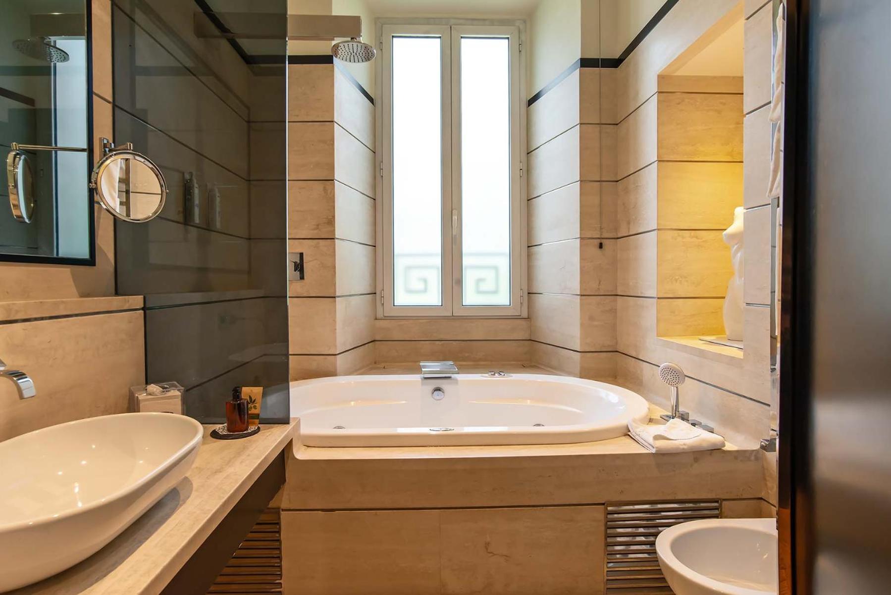 Exclusive Double Room with Spa Bath