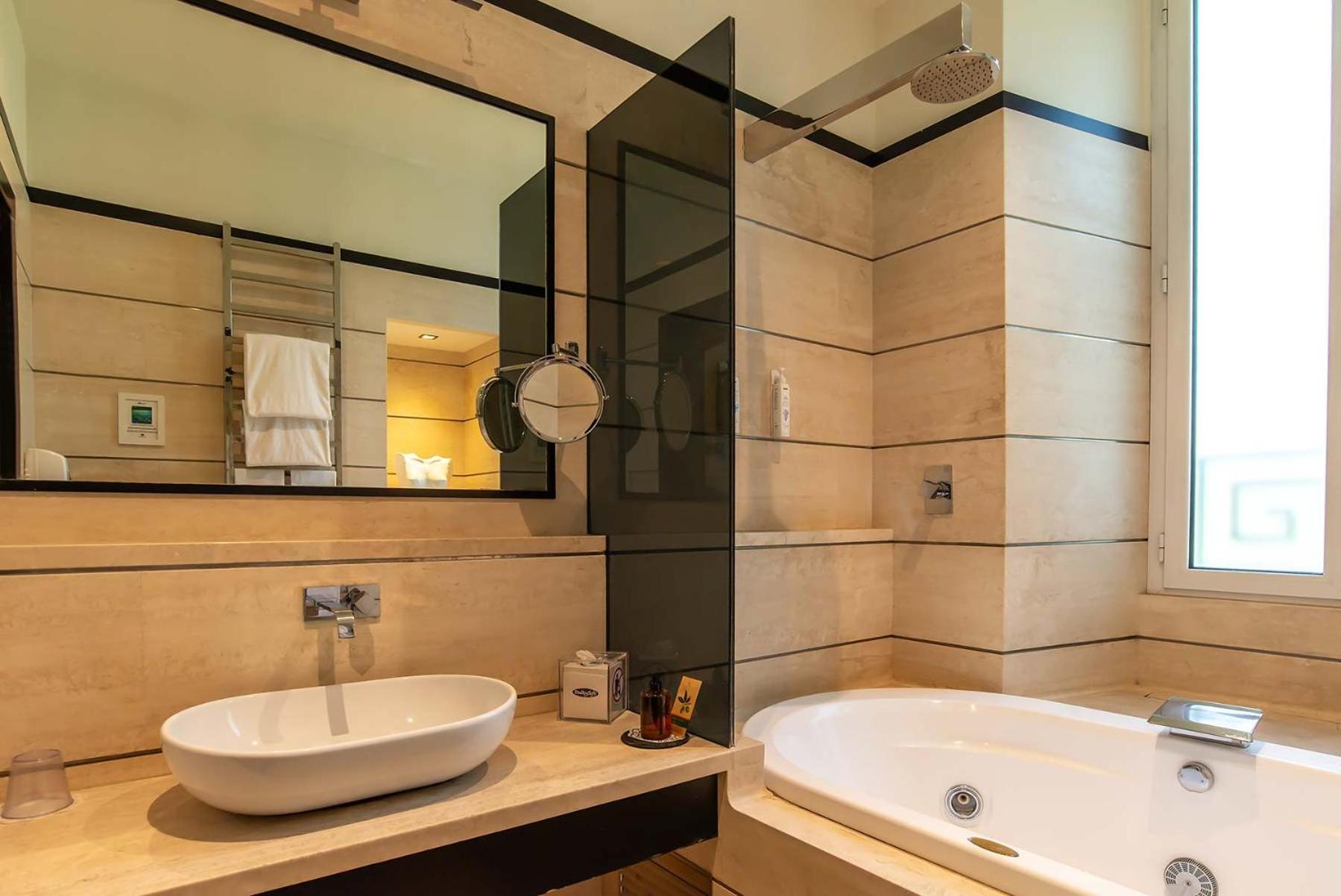 Exclusive Double Room with Spa Bath