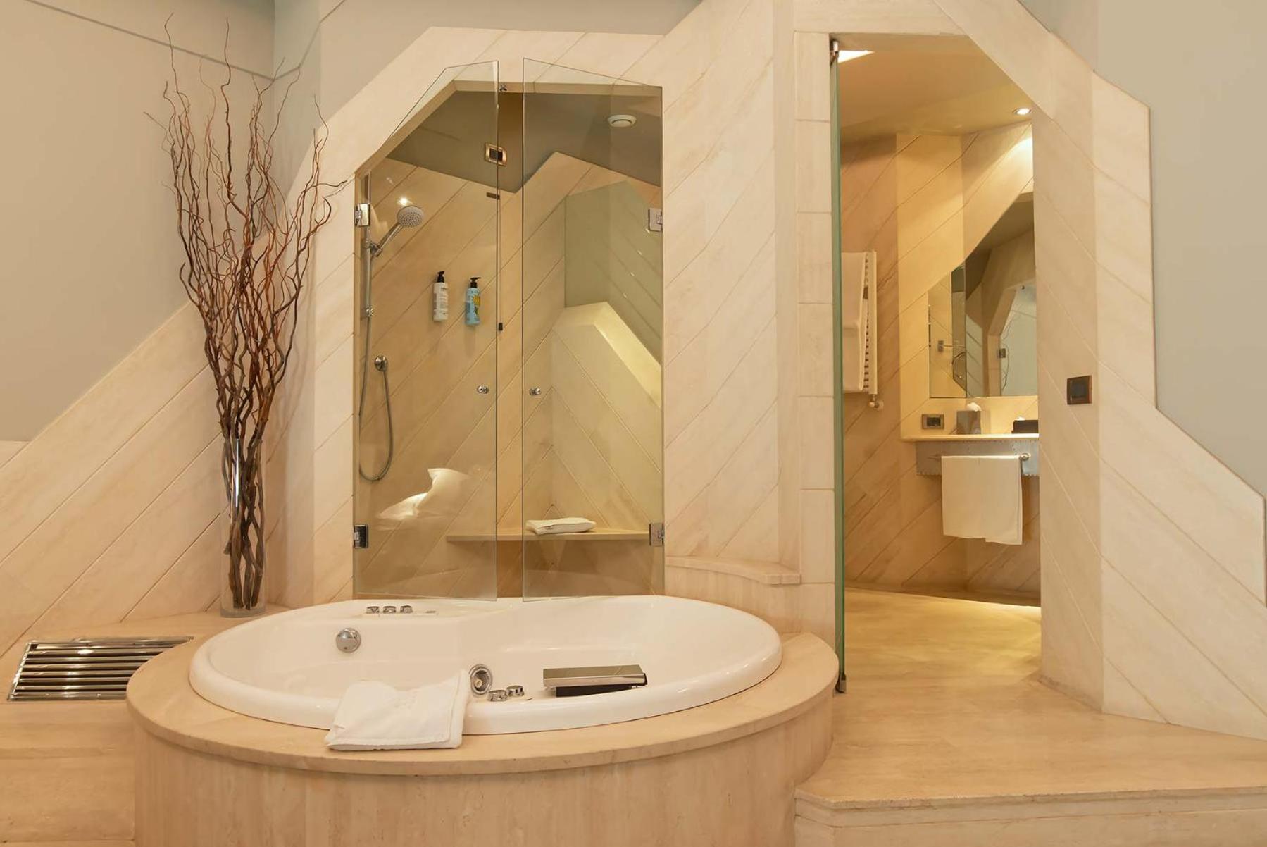 Exclusive Double Room with Spa Bath