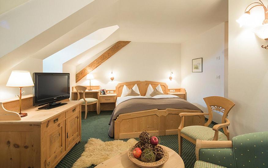 Basic Triple Room