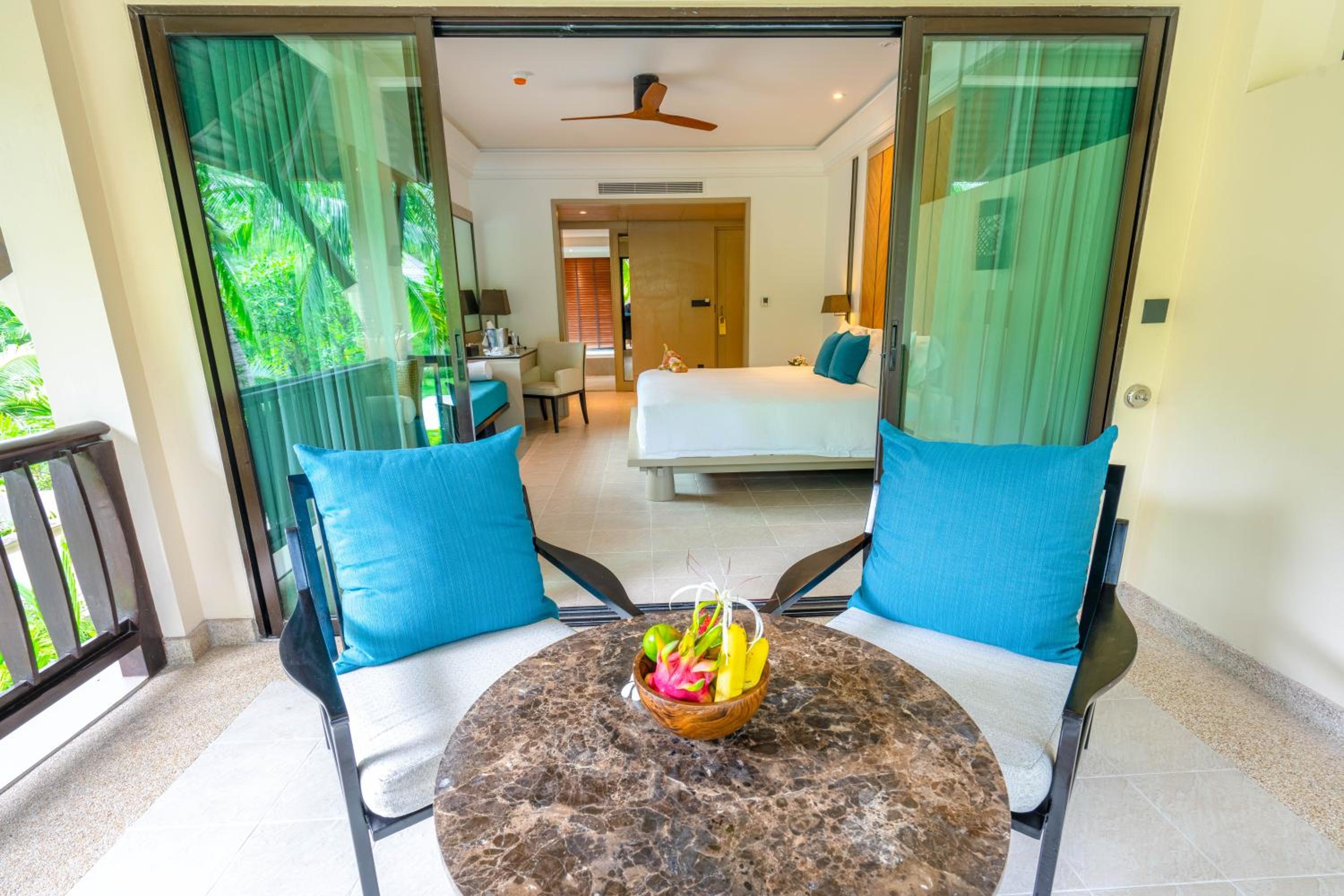 Deluxe Garden Pavilion King Room (Lower Floor) - Free Airport Shuttle - Photo 3