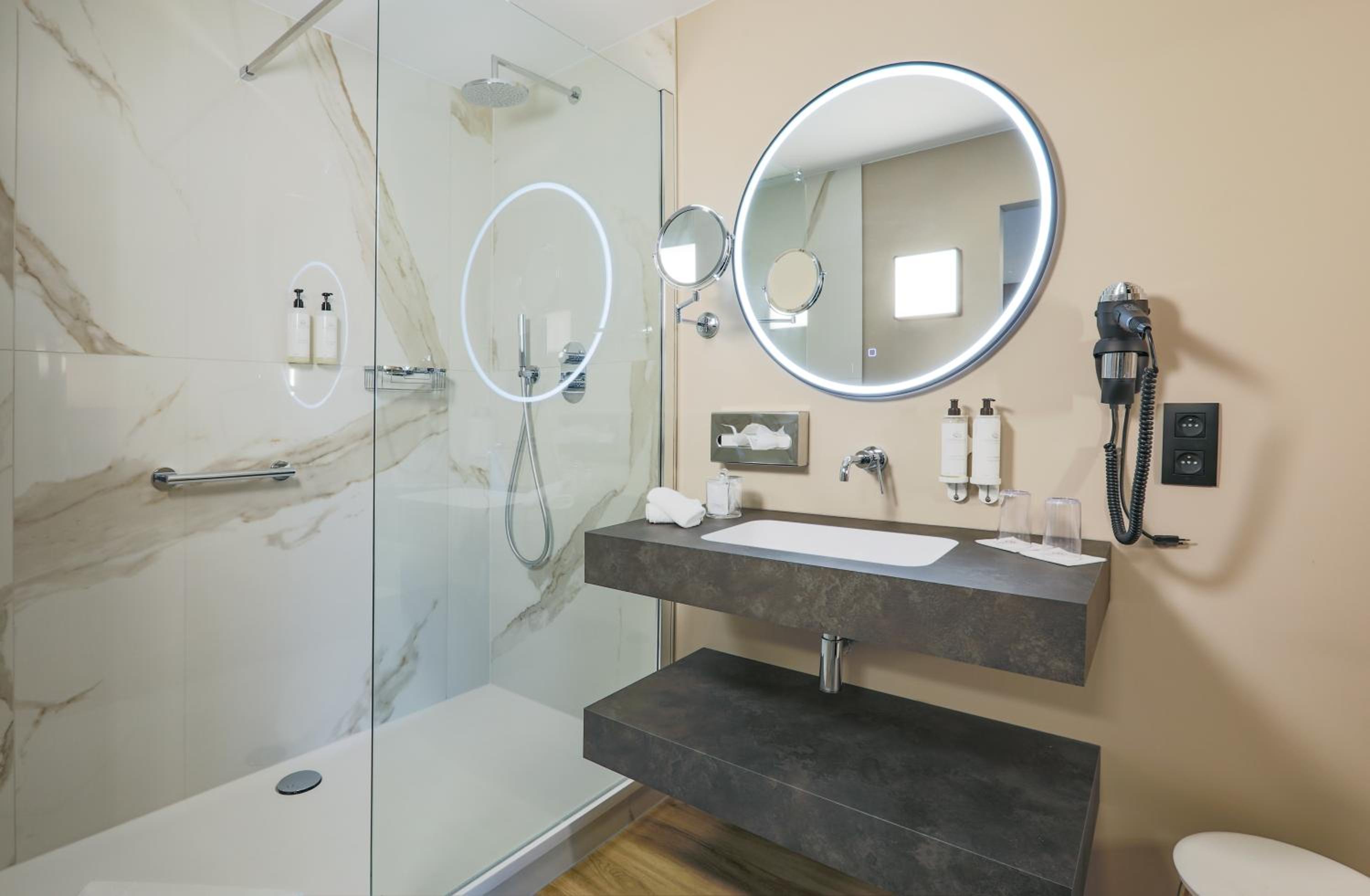 Superior Double Room photo 3