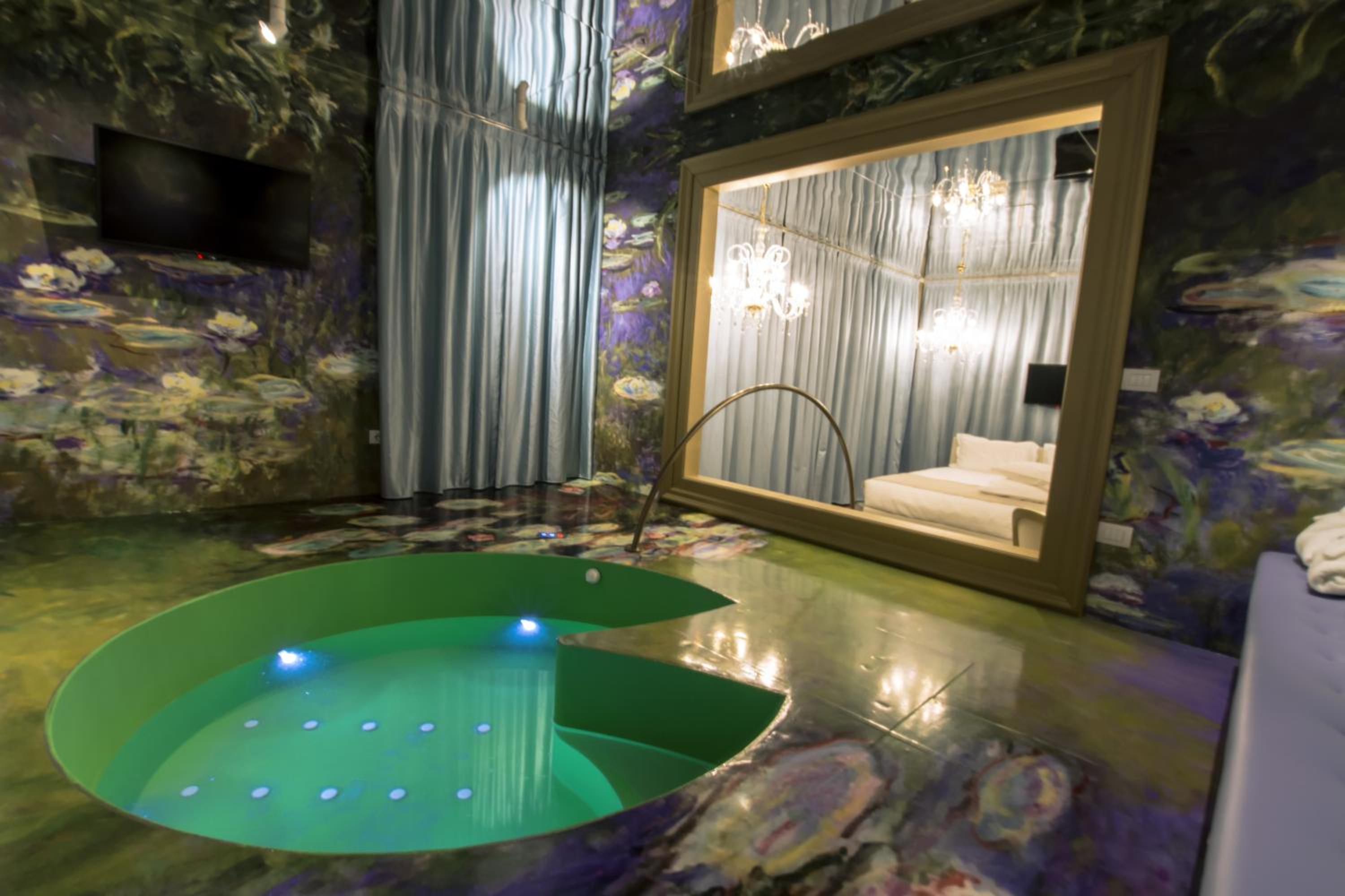 Suite with Private Pool