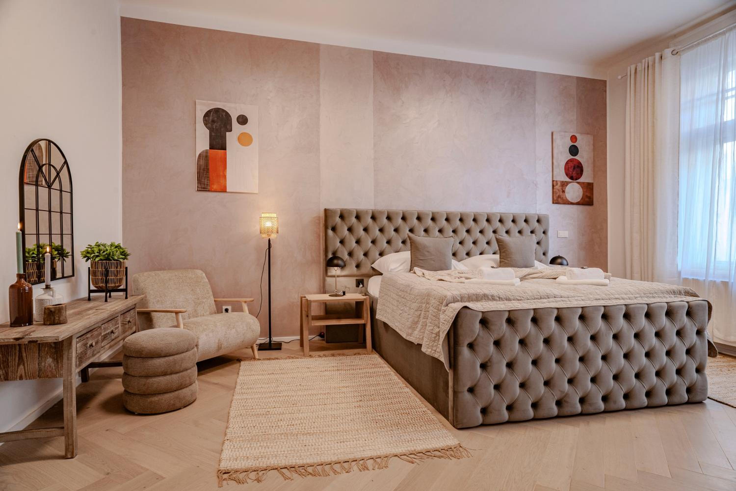 Two-Bedroom Apartment - Photo 8