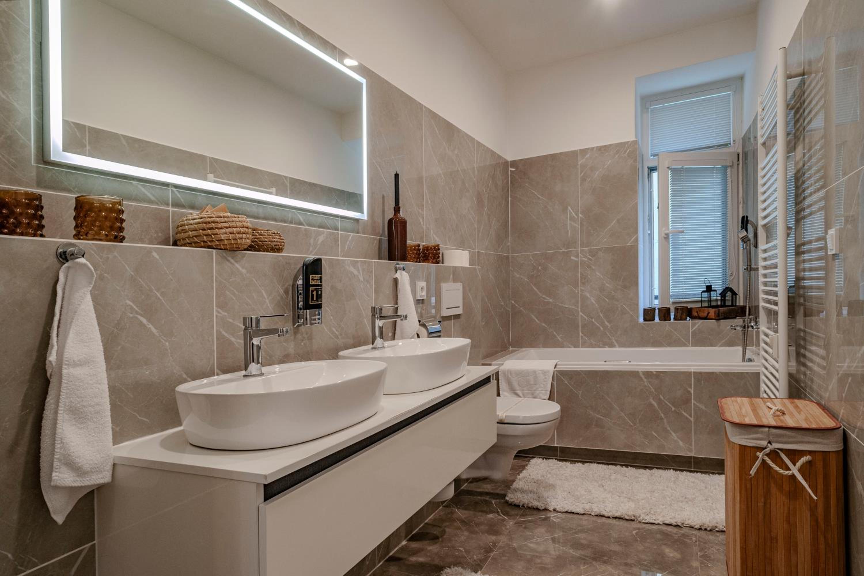 Two-Bedroom Apartment - Photo 15