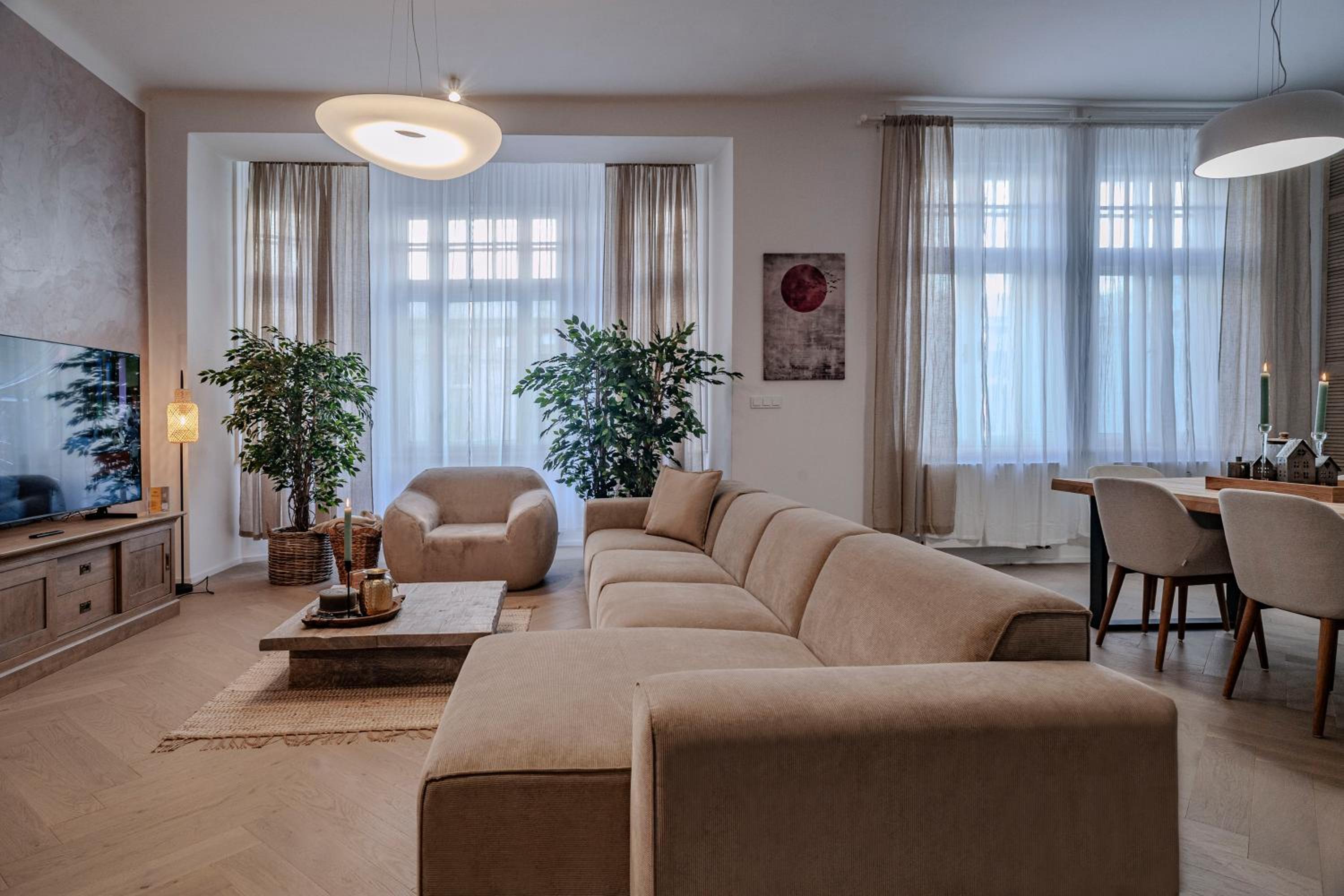 Two-Bedroom Apartment - Photo 6