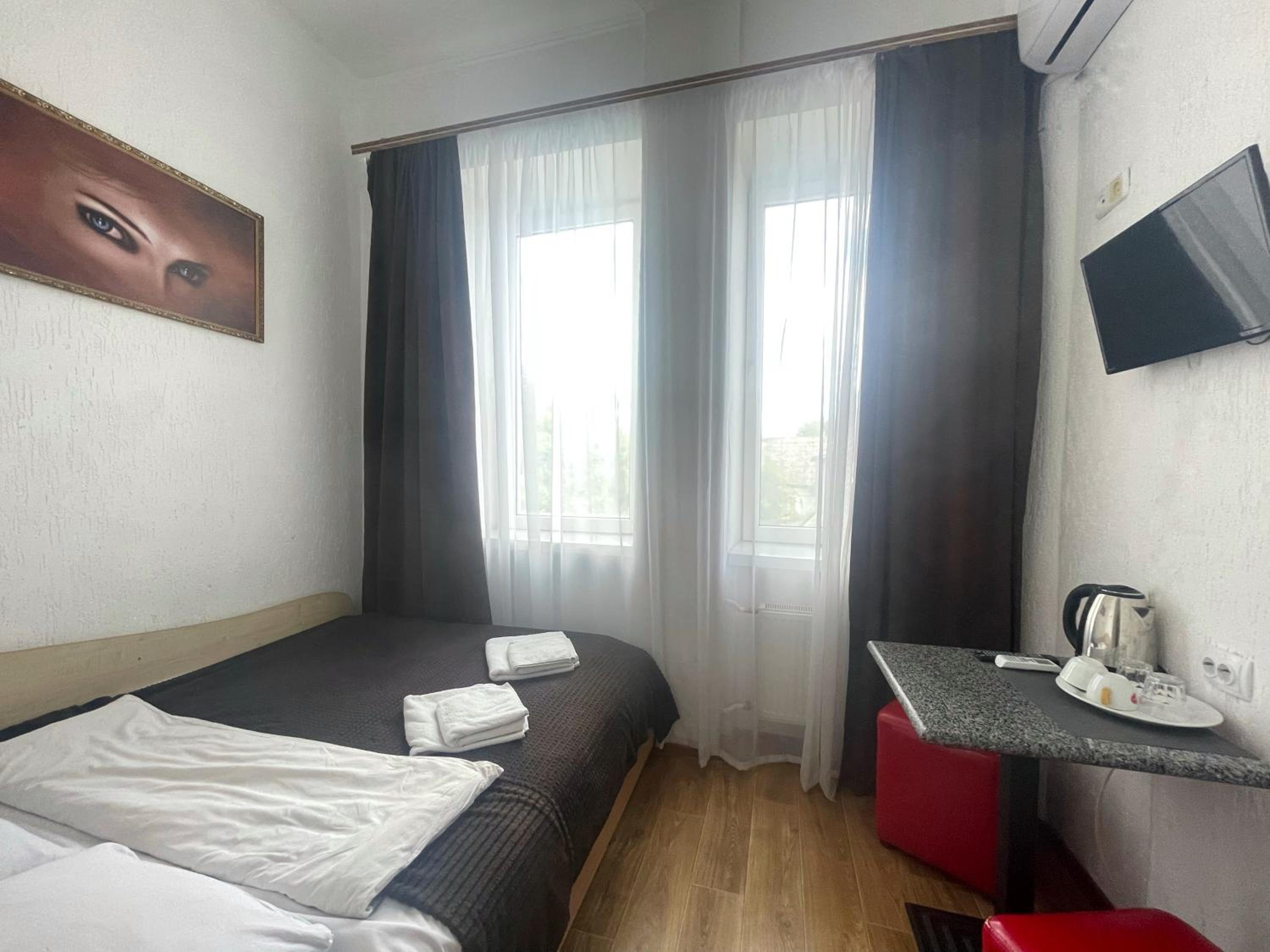 Budget Double Room photo 1