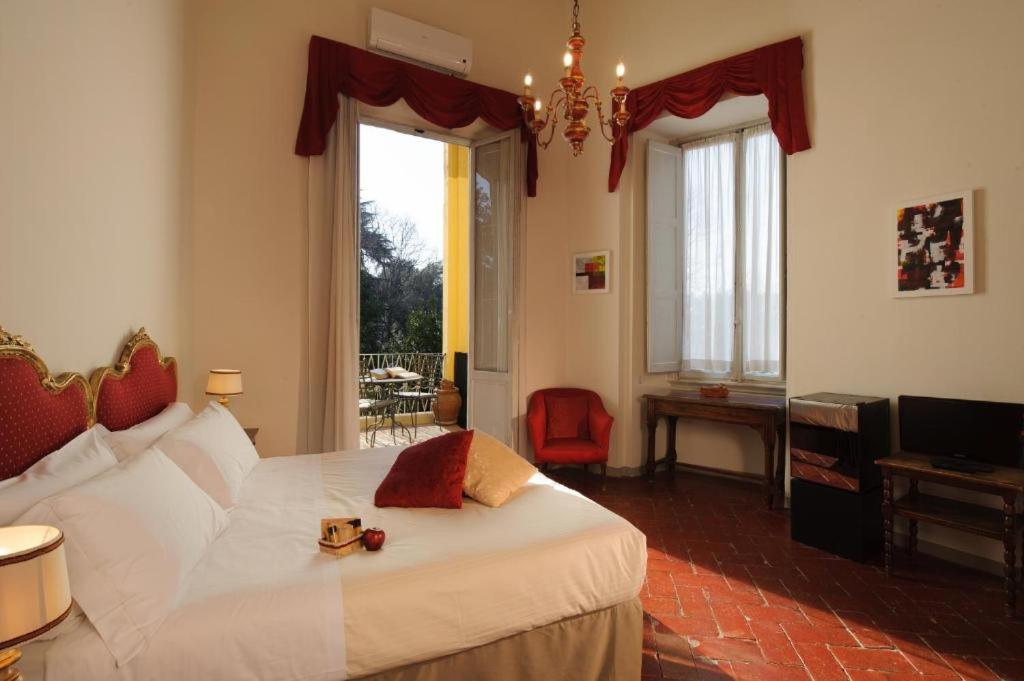 Suite with Balcony