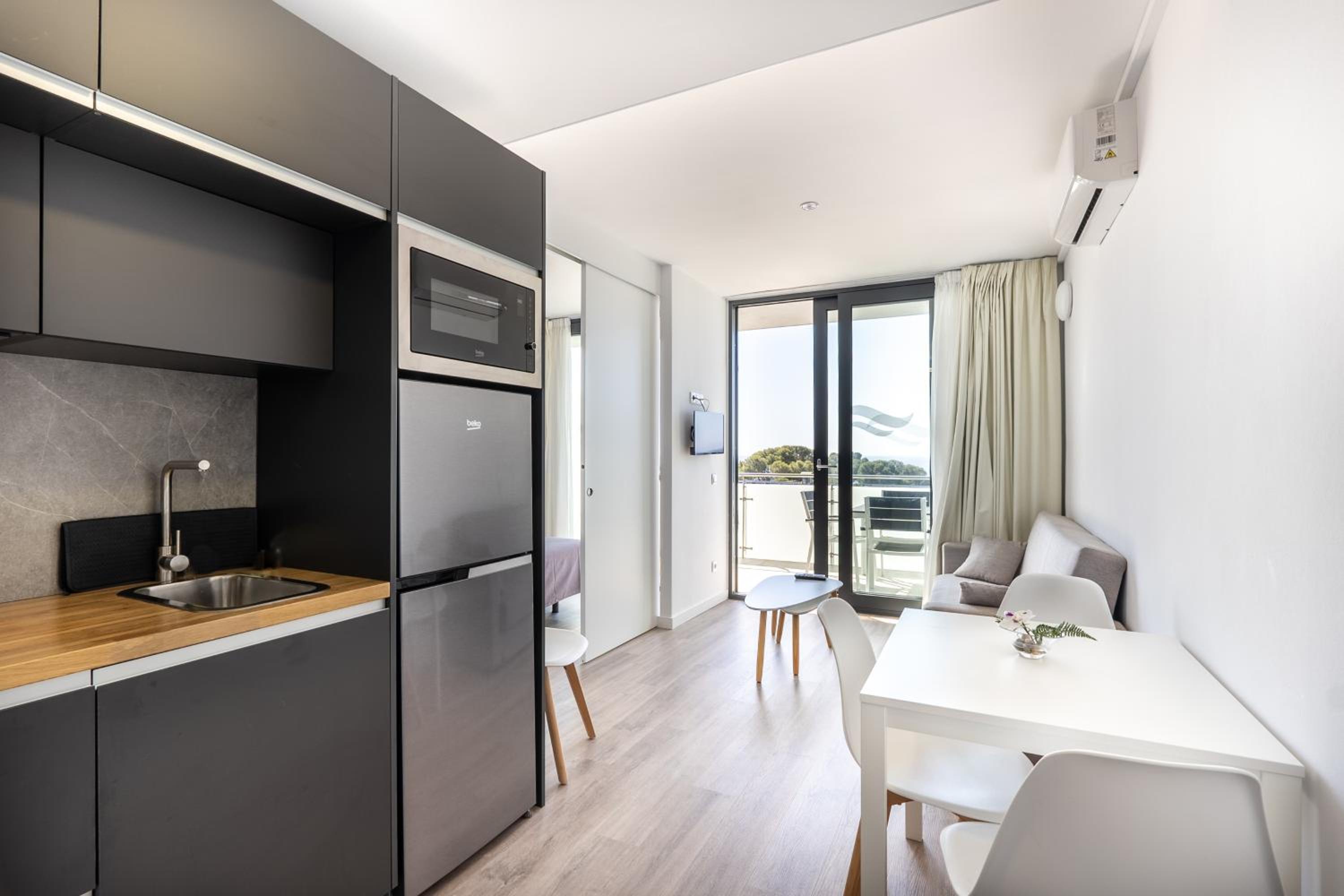 One-Bedroom Superior Apartment