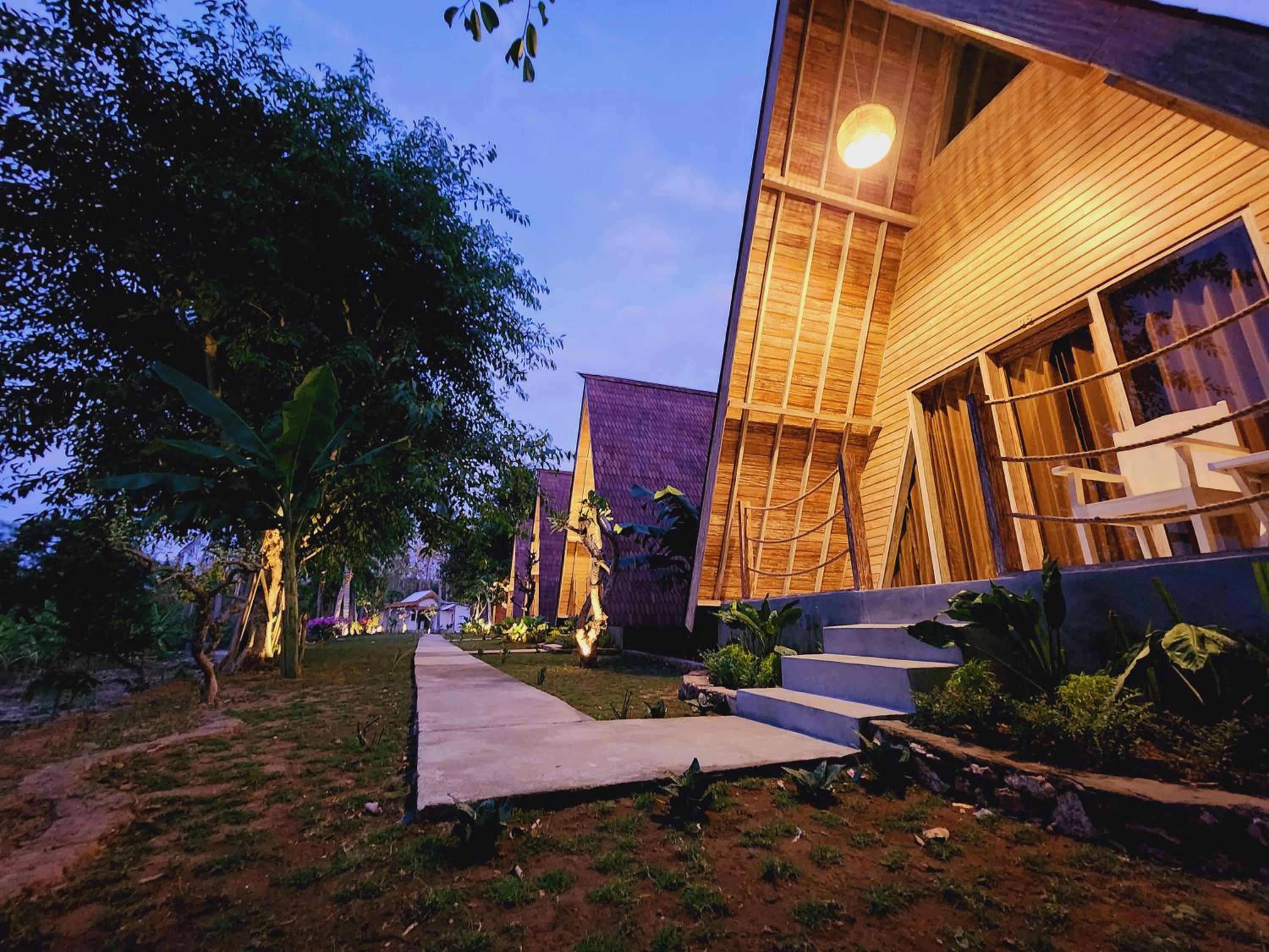 Deluxe Bungalow with Sea View - Photo 9