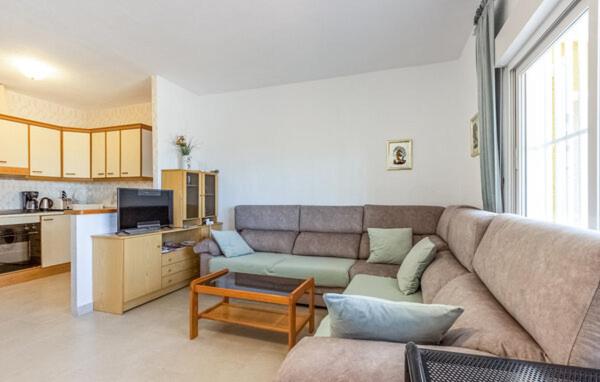 Casa de tres habitaciones