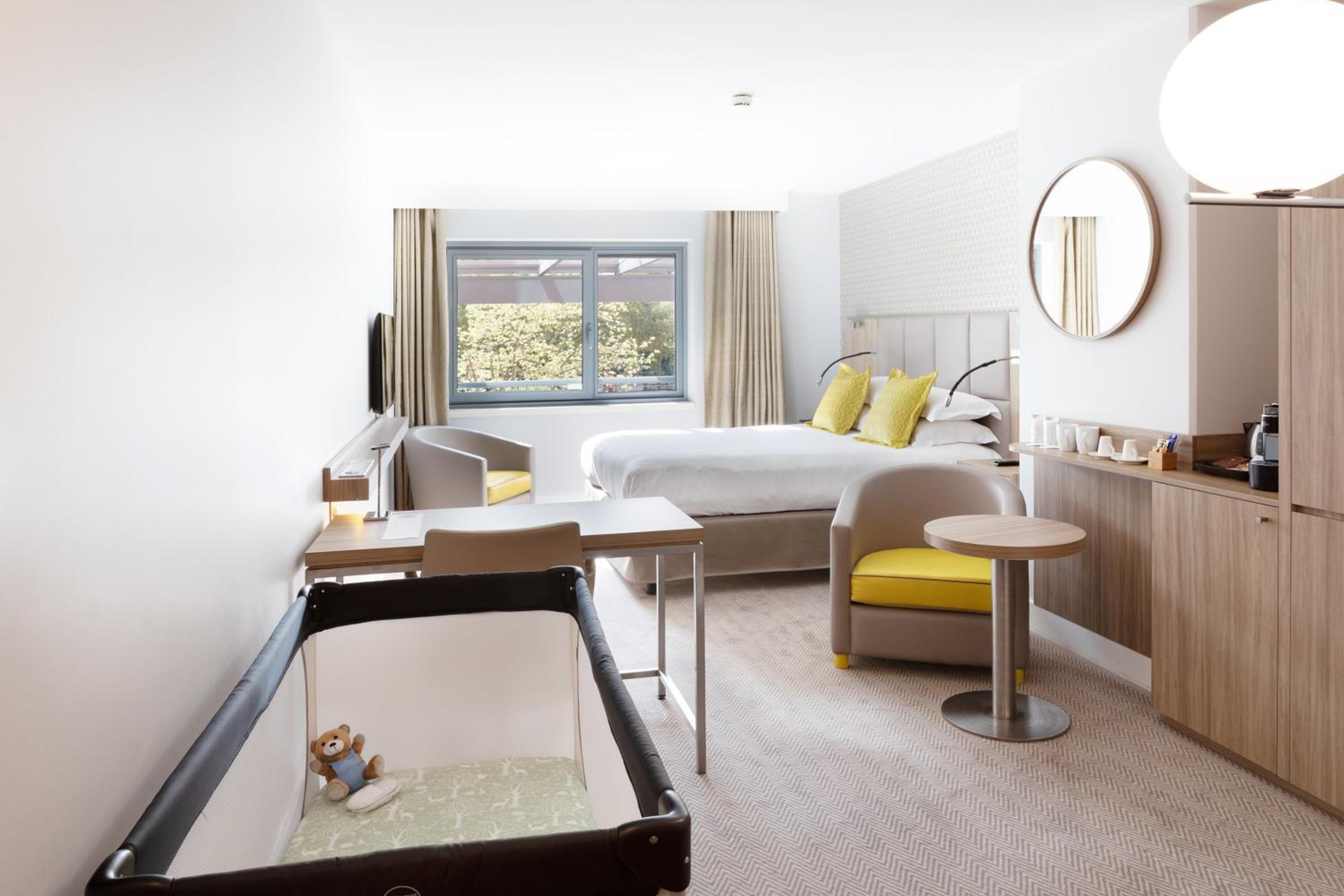 Junior King Suite - Photo 2