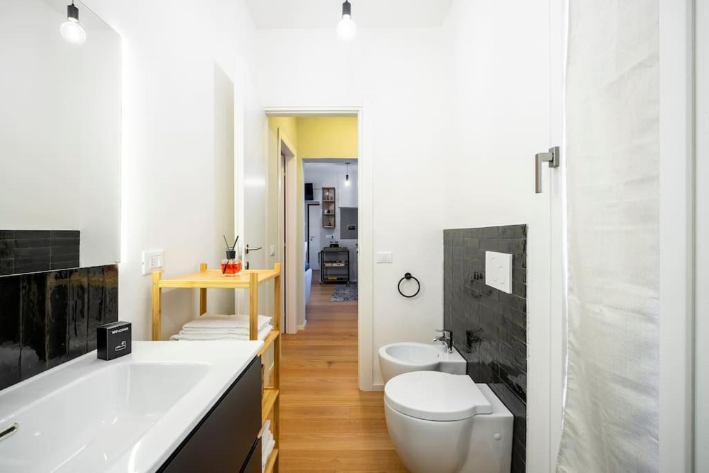 One-Bedroom Apartment photo 3