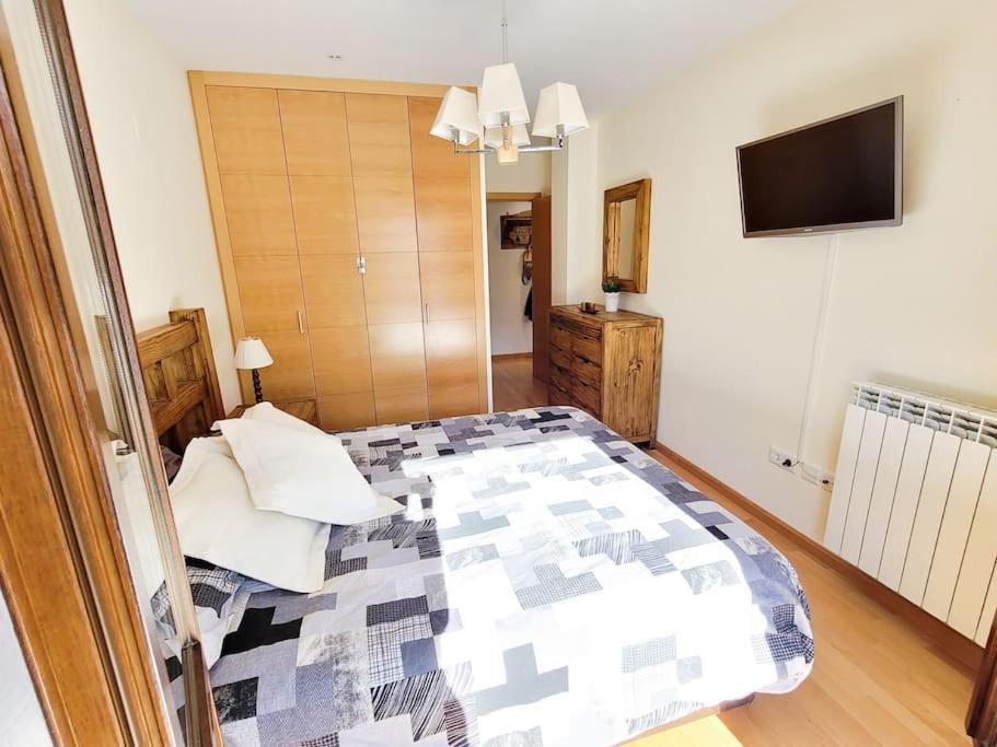Apartamento de Dos Habitaciones con Vista a la Montaña