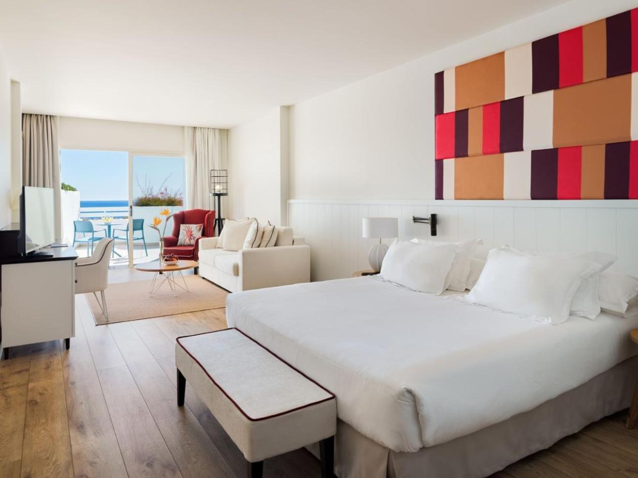 Superior Family Room with Sea View (3 Adults) - Photo 1