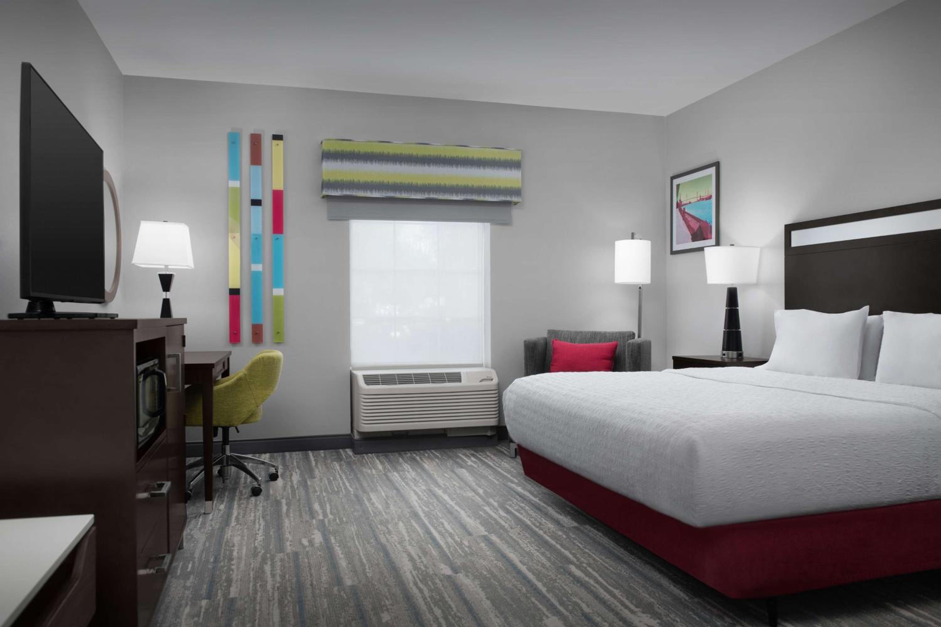 King Room - Mobility Access/Non-Smoking photo 2