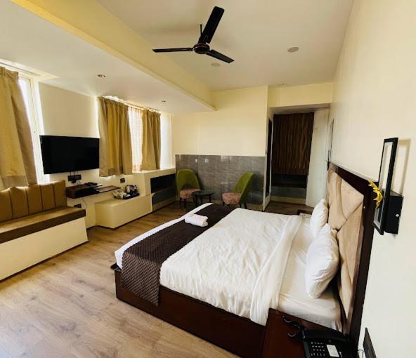 Executive Suite photo 1