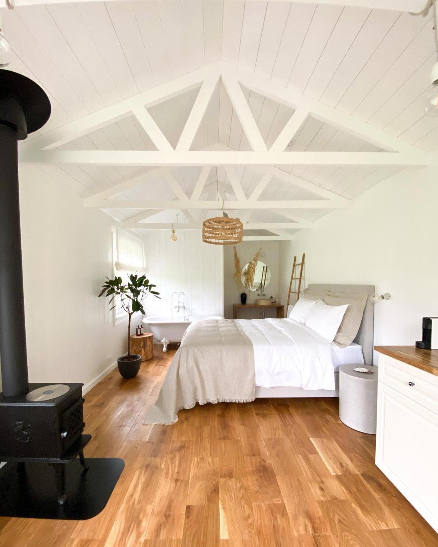 One-Bedroom House photo 1