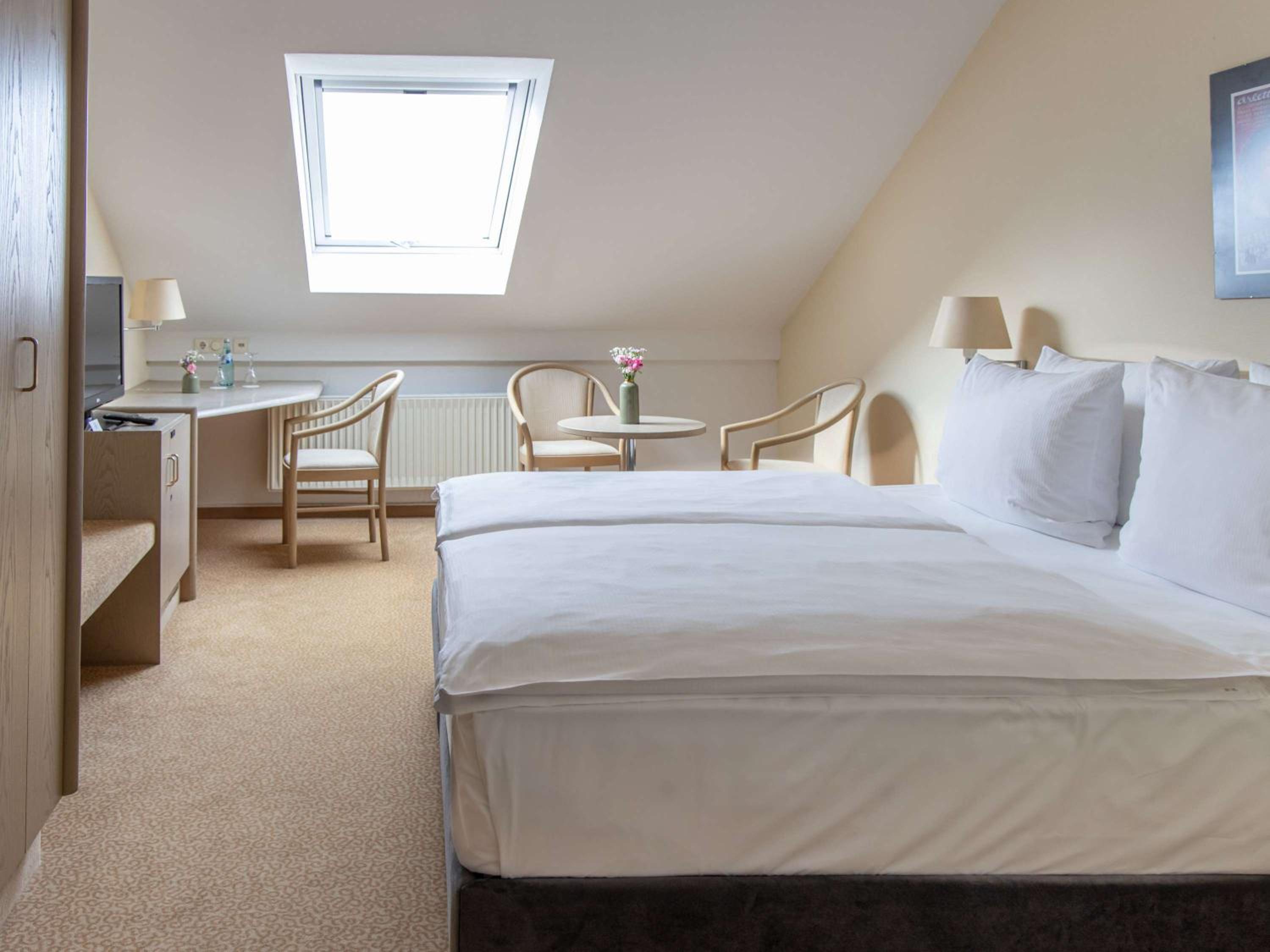 Classic Double Room - Photo 5