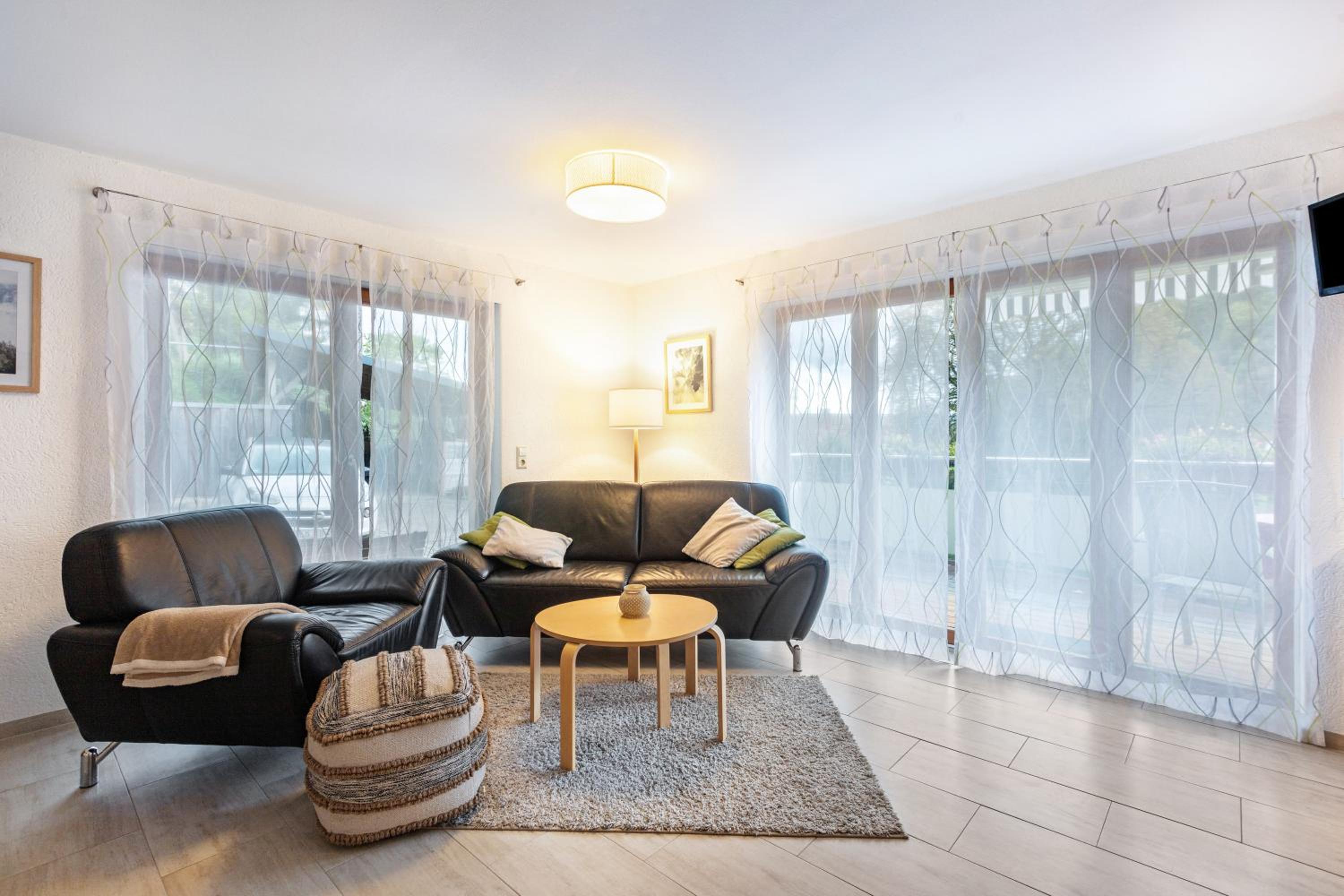 One-Bedroom Apartment with Garden View photo 1
